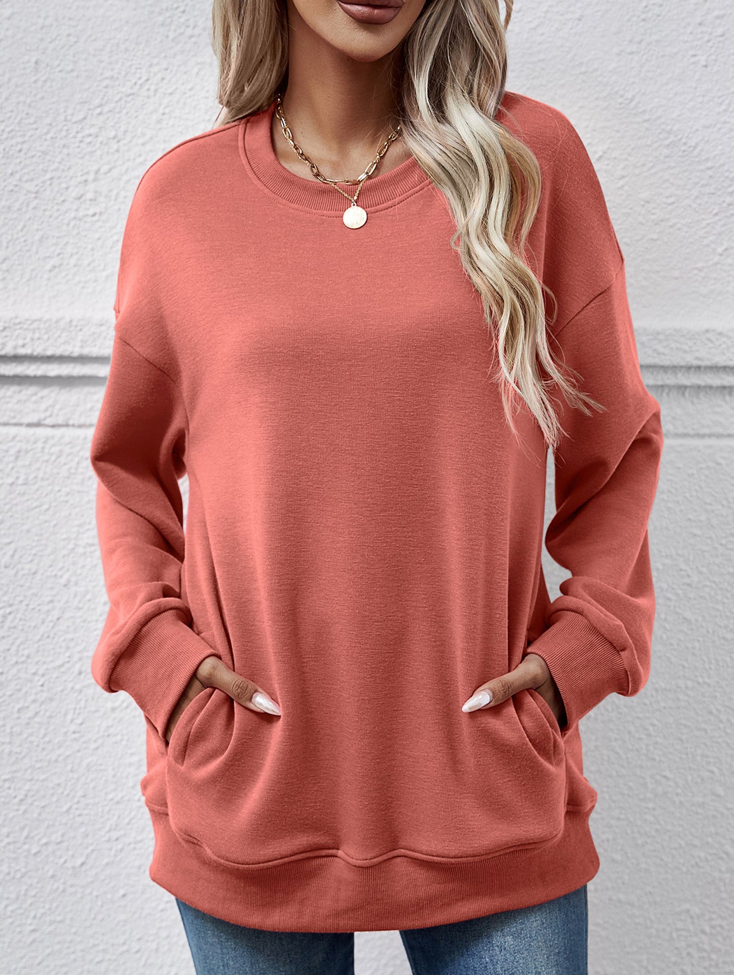 Loose crew neck fleece sweatshirt