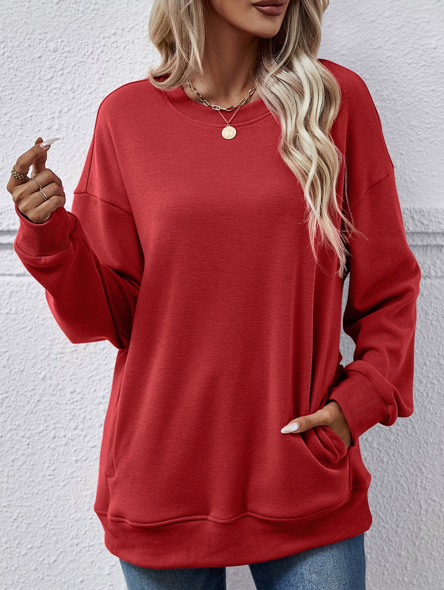 Loose crew neck fleece sweatshirt