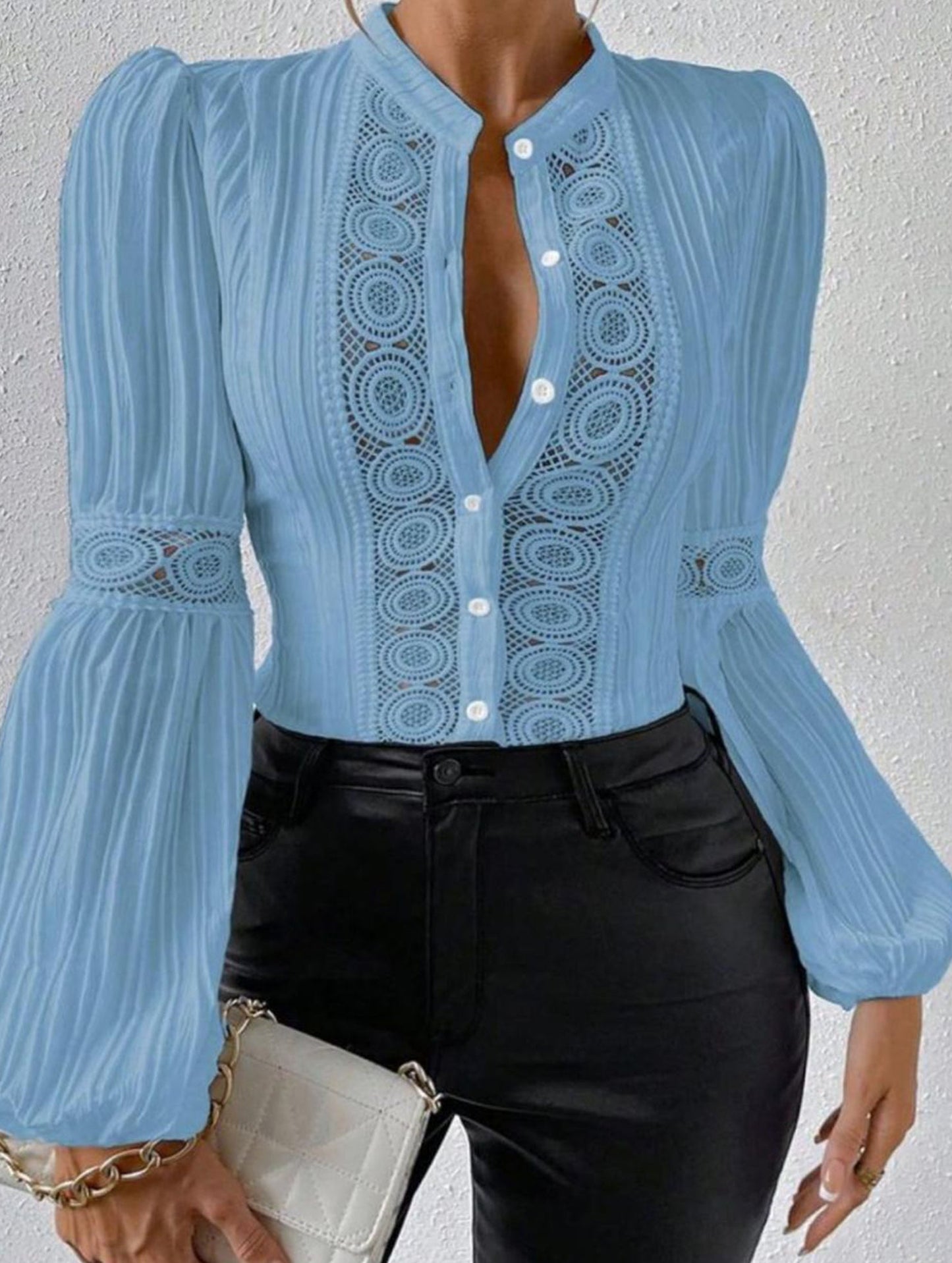 Lace-paneled long-sleeved stand-up collar shirt