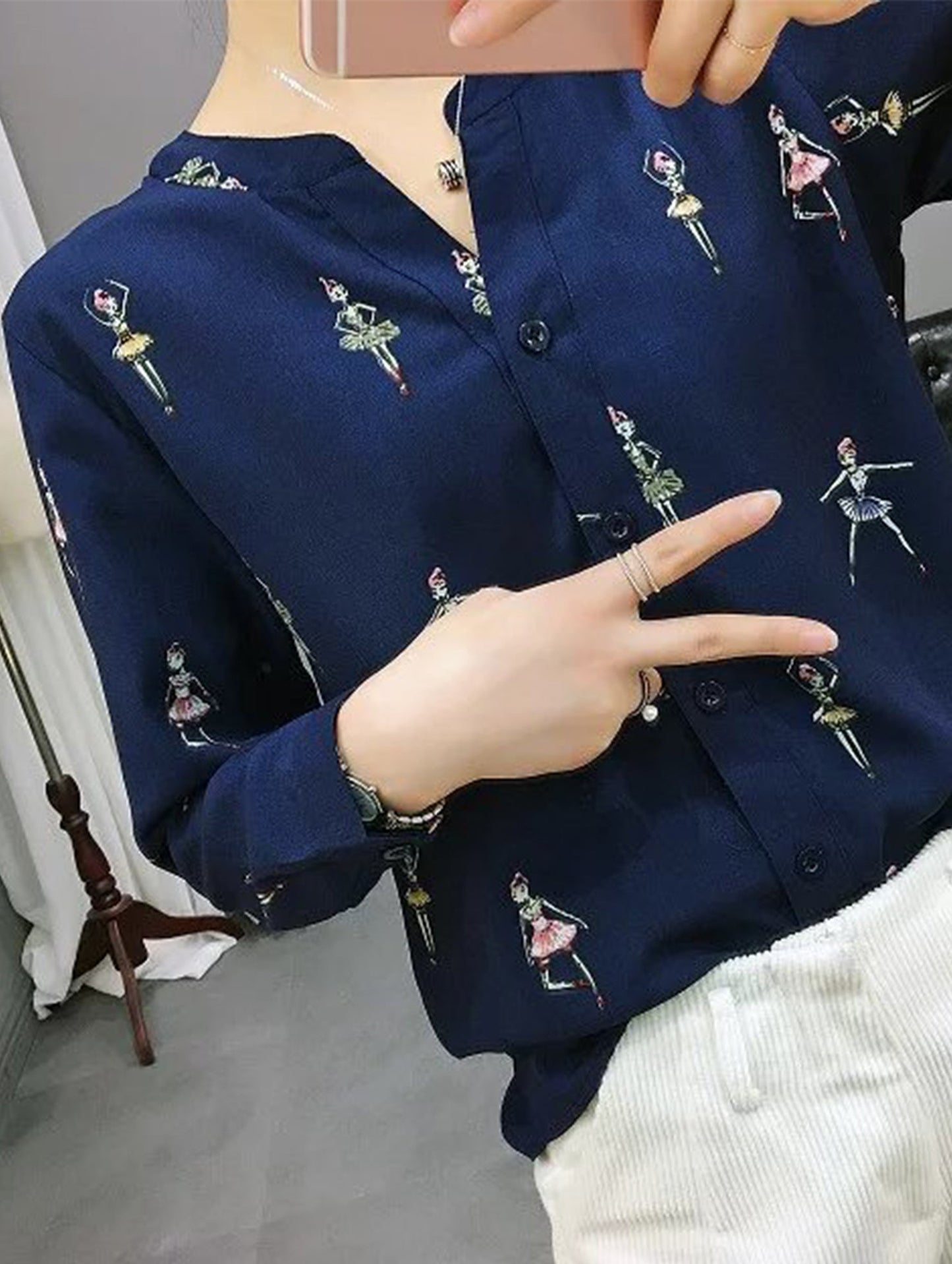 casual character print shirt