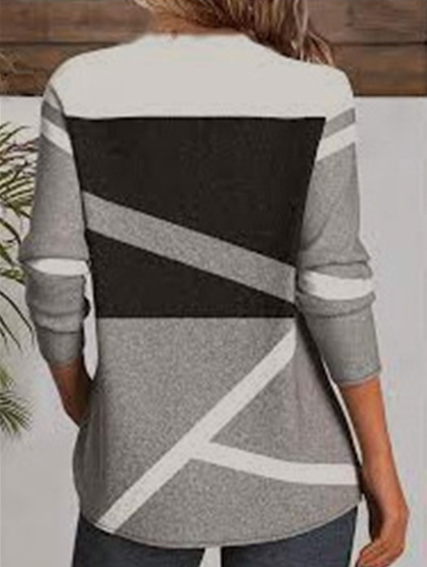 Colorblock V-neck contrast color women's T-shirt