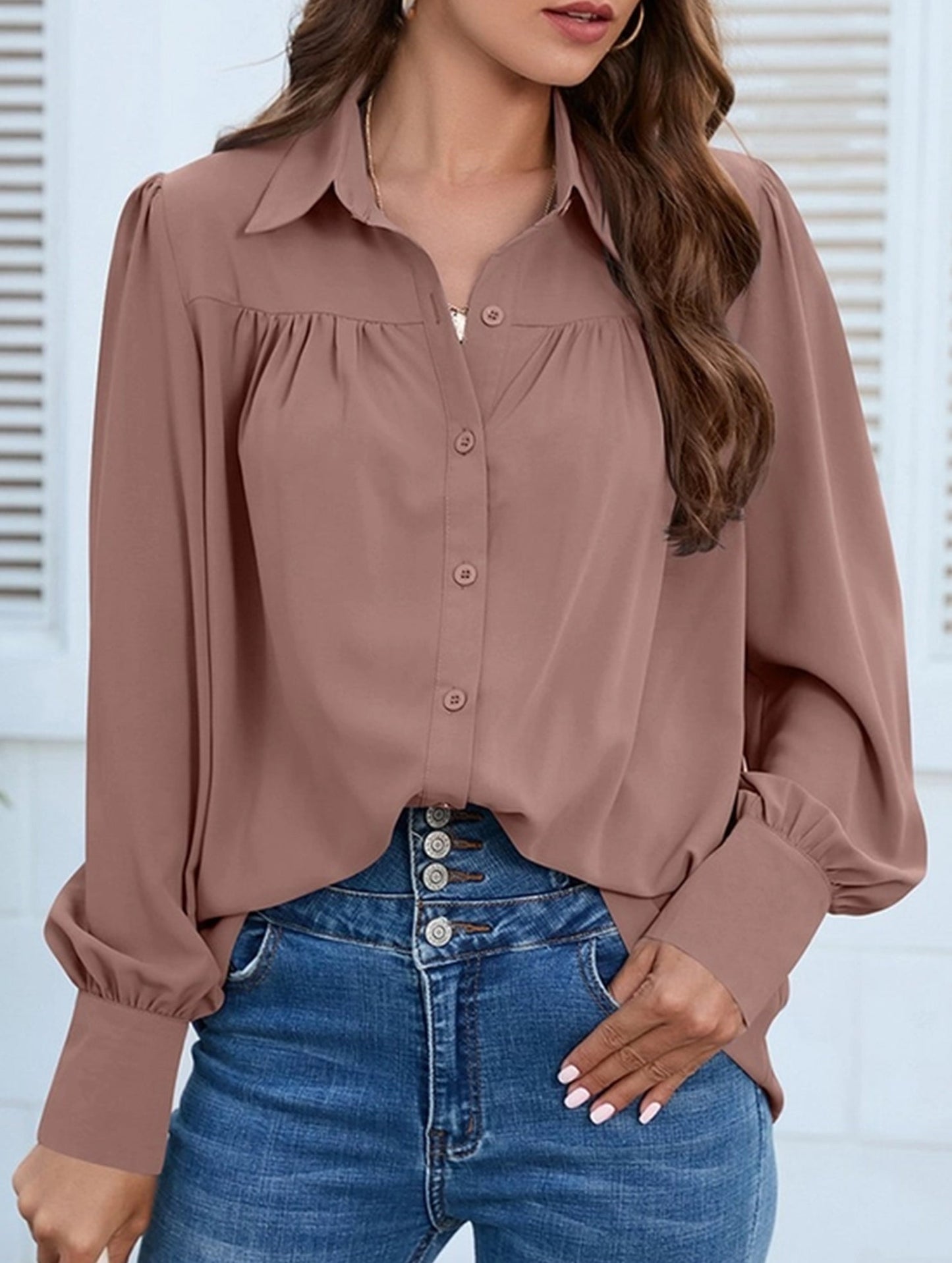 BUTTON DOWN DAILY BASIC BLOUSE