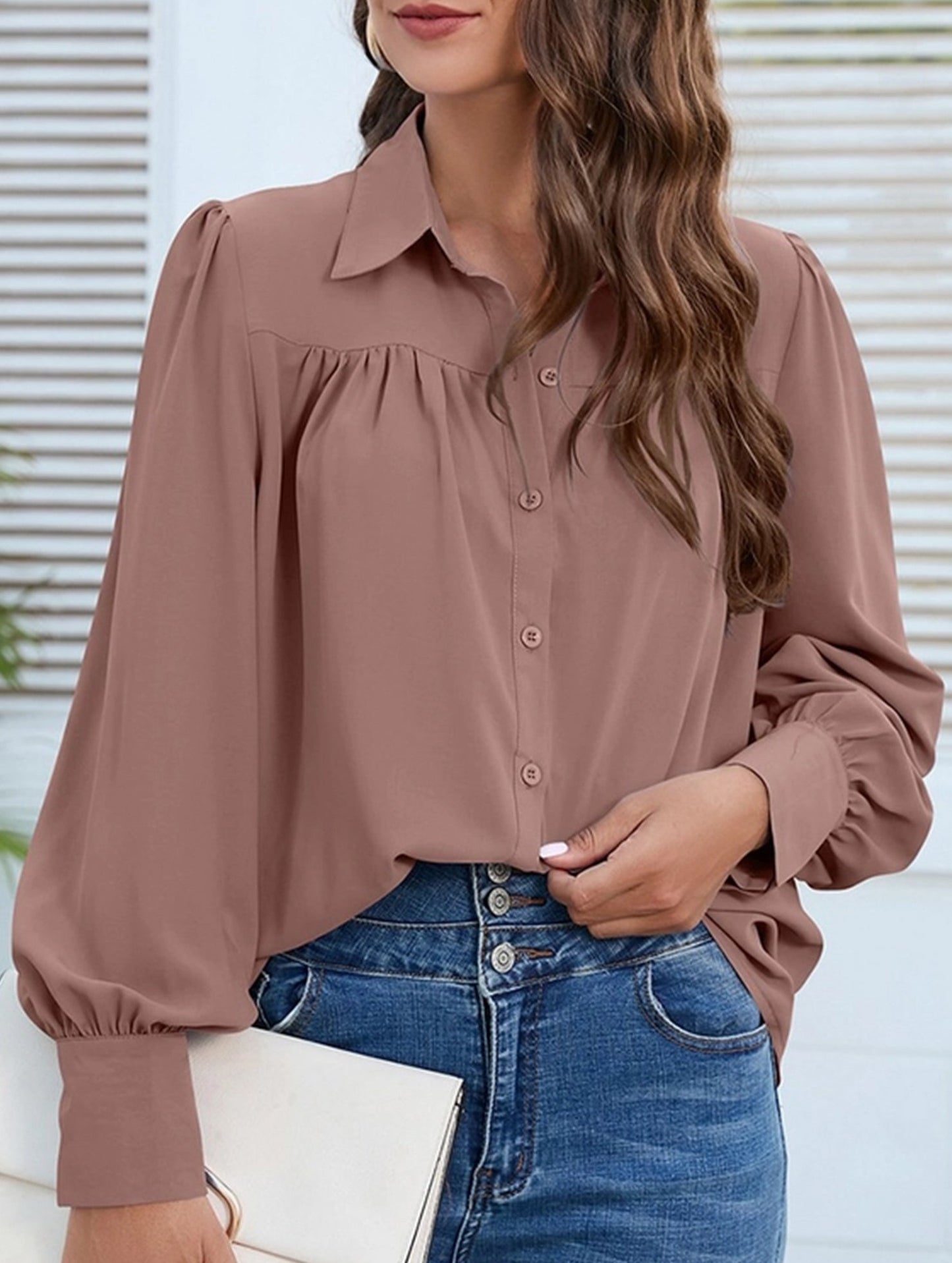 BUTTON DOWN DAILY BASIC BLOUSE