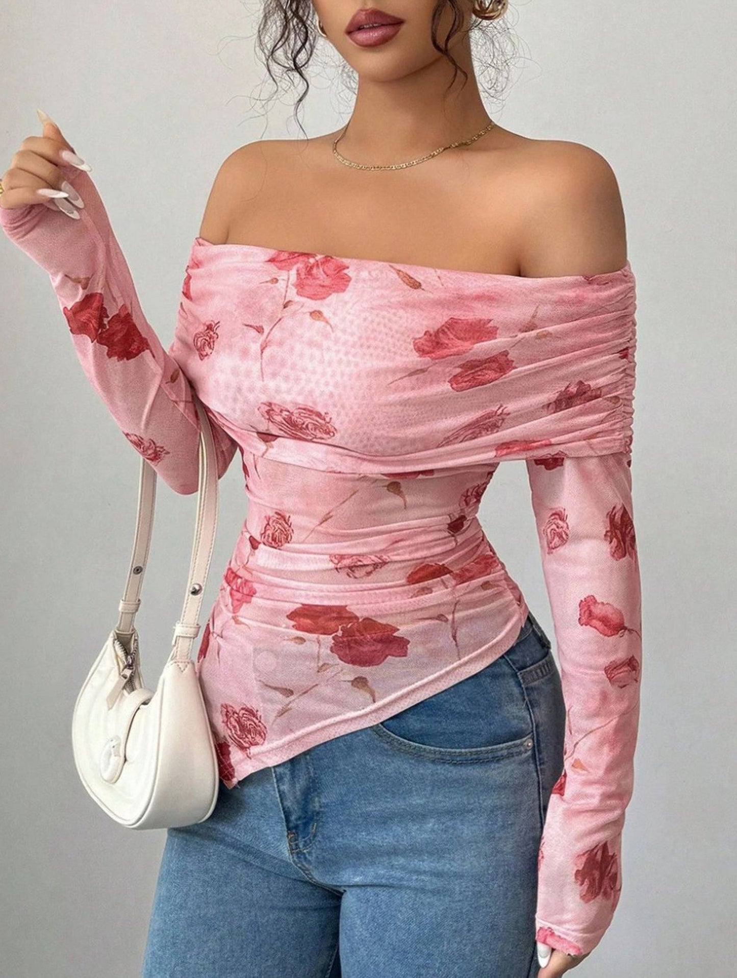 Slim-fit irregular printed boat neck top