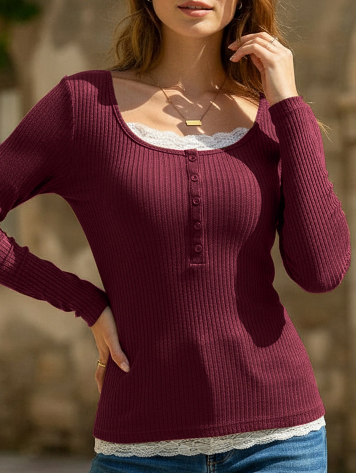 Simple square lace single-breasted slim-fit top