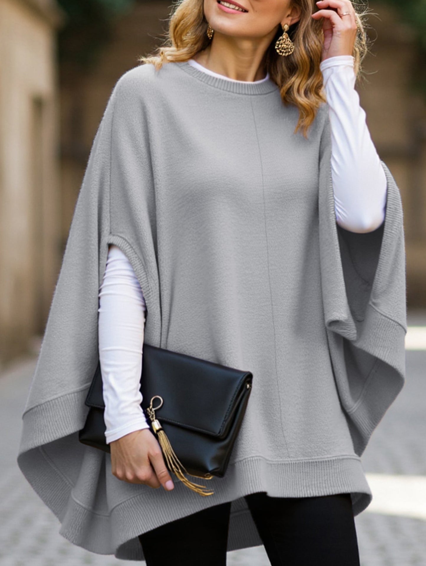 Fashionable loose batwing sleeve knitted top