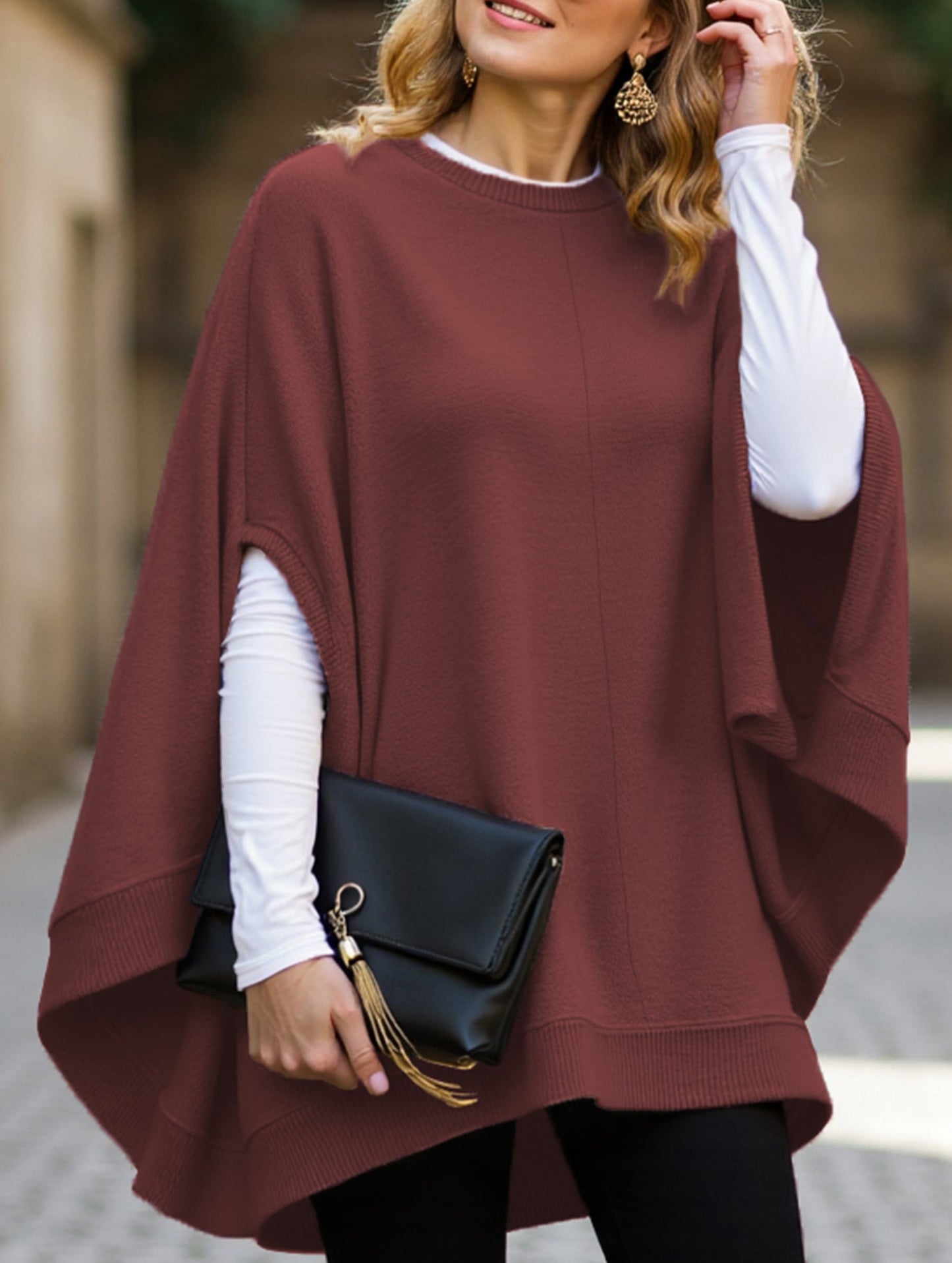 Fashionable loose batwing sleeve knitted top