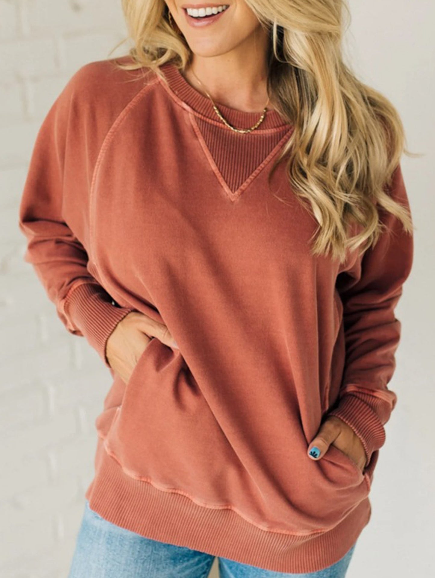 Women's ribbed sleeve loose pullover sweatshirt