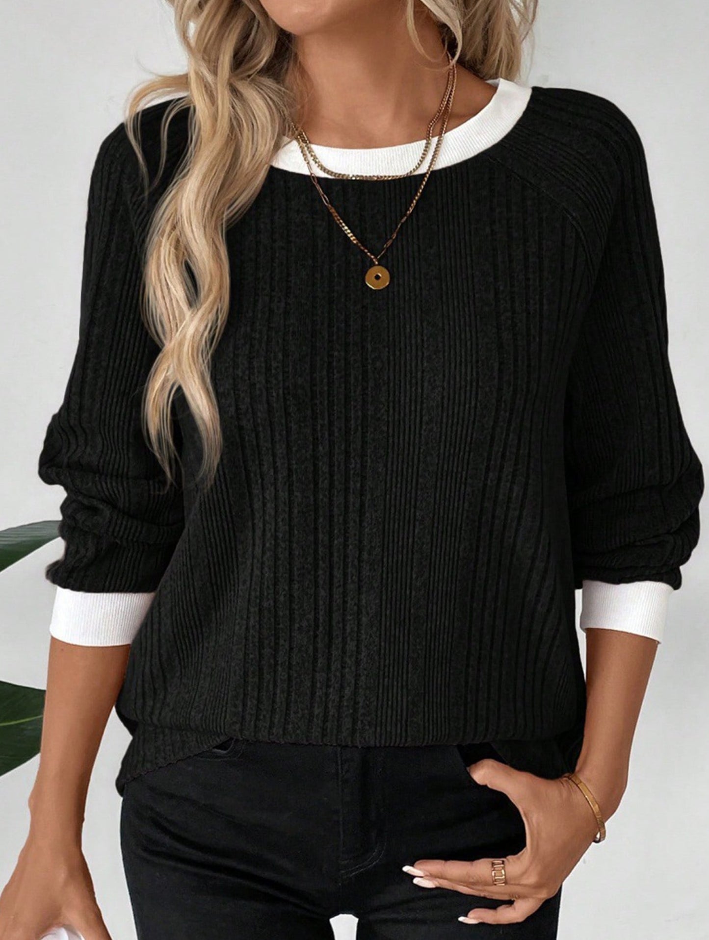 Crew neck long sleeve ribbed warm sweater