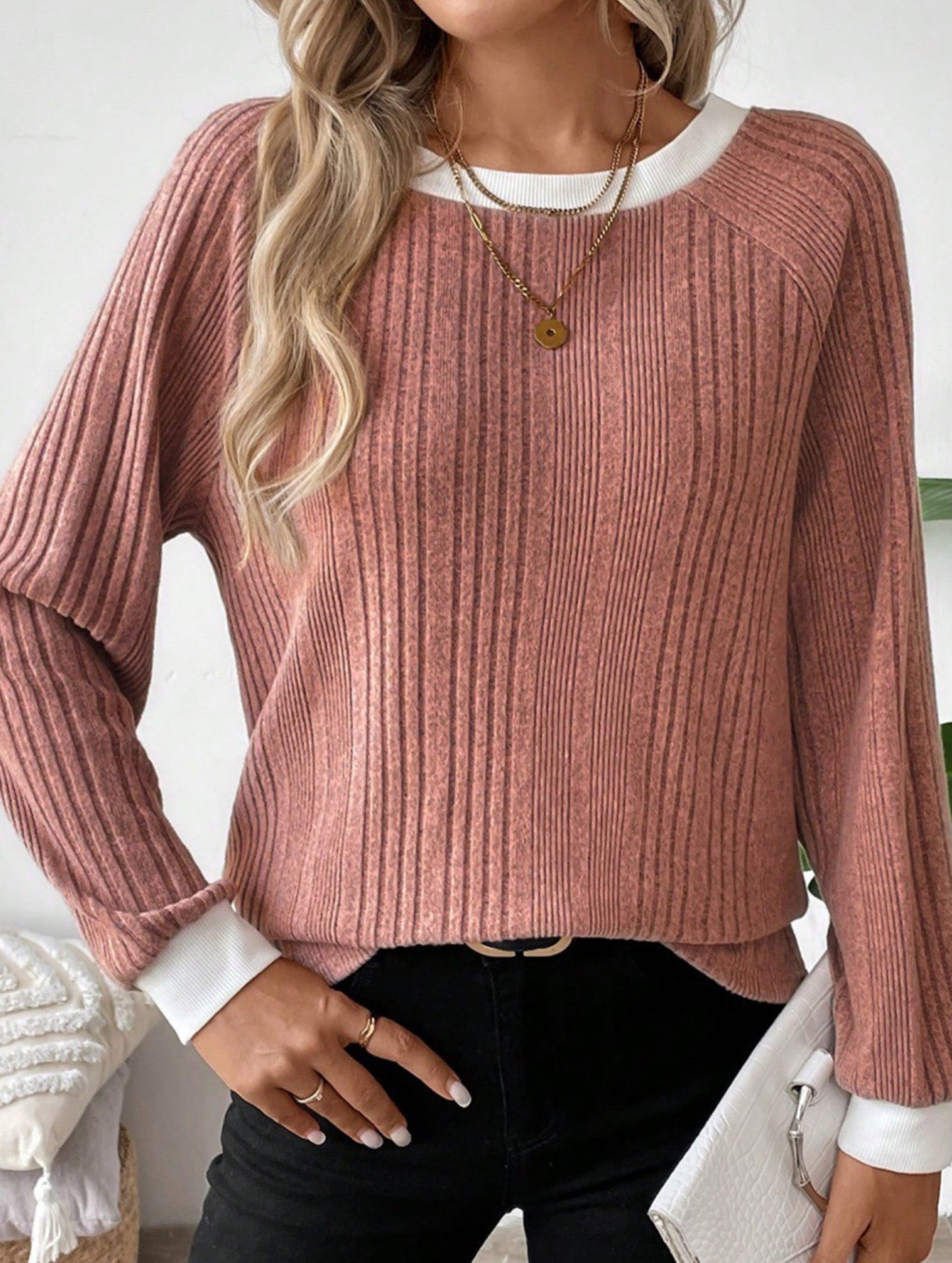 Crew neck long sleeve ribbed warm sweater