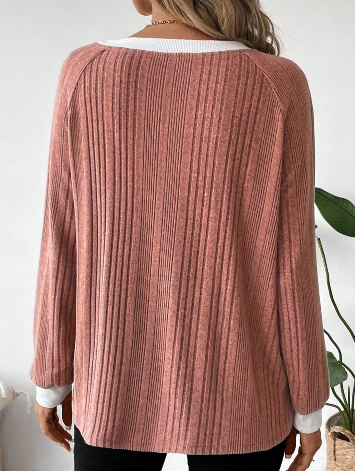 Crew neck long sleeve ribbed warm sweater