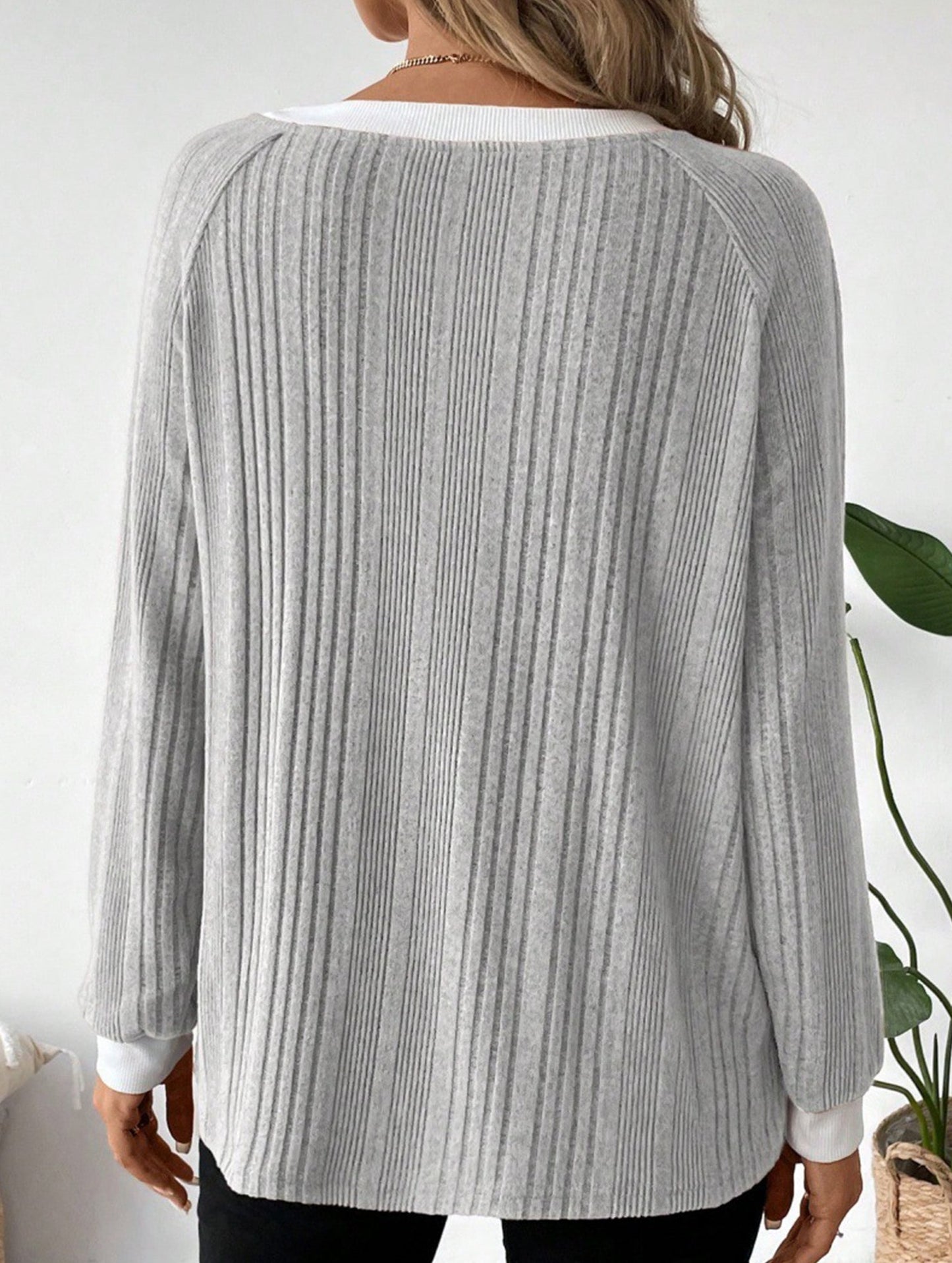 Crew neck long sleeve ribbed warm sweater