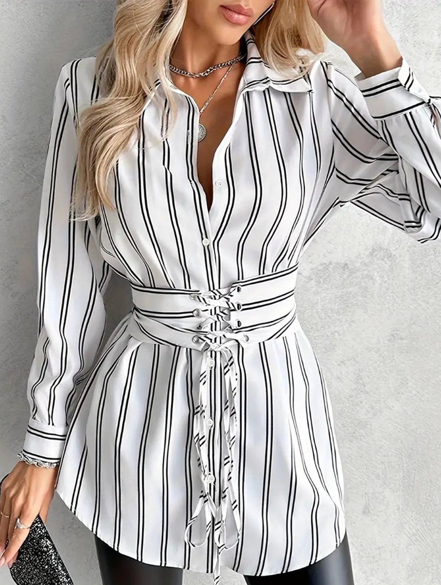 Simple striped tie shirt