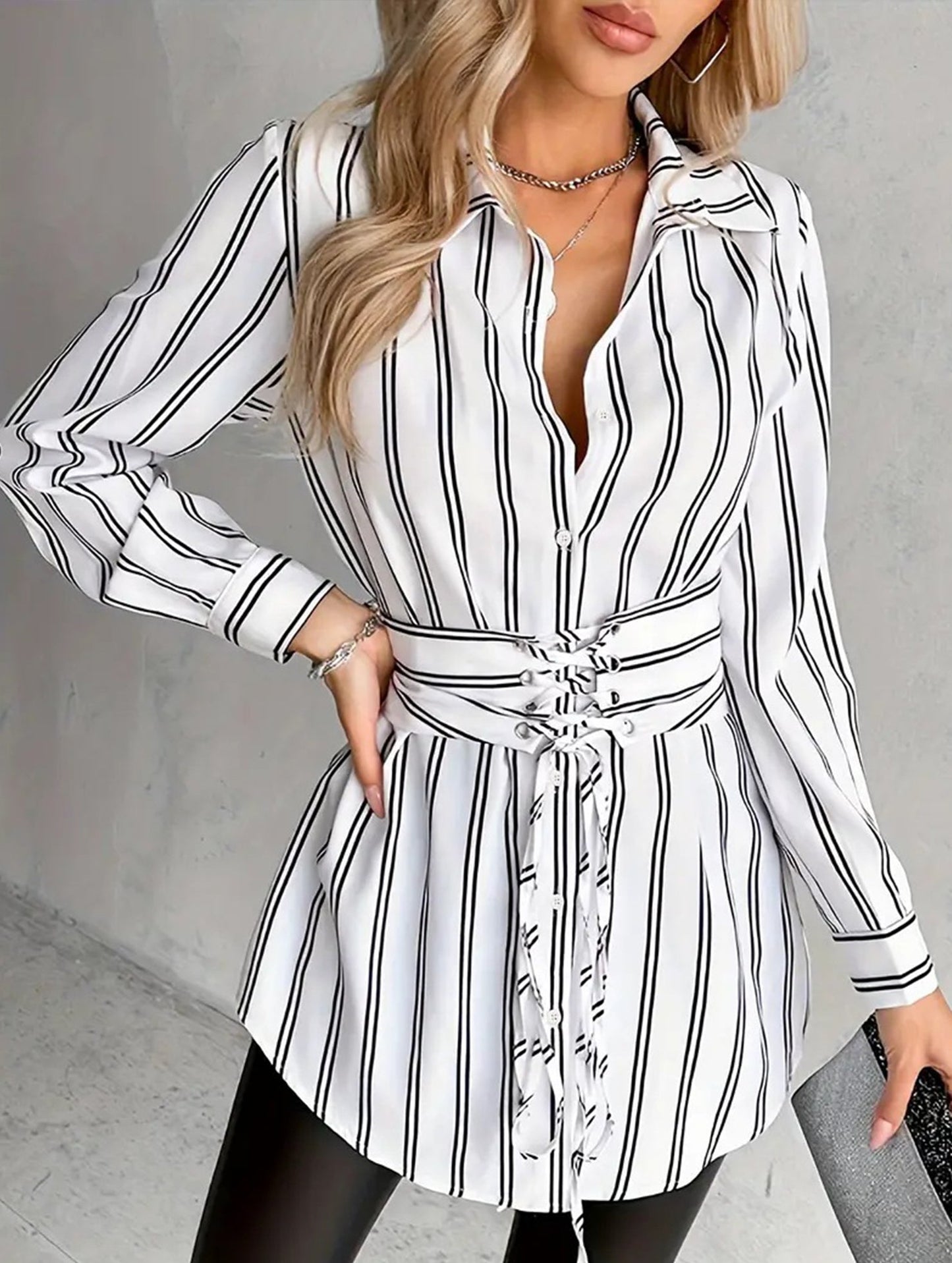 Simple striped tie shirt