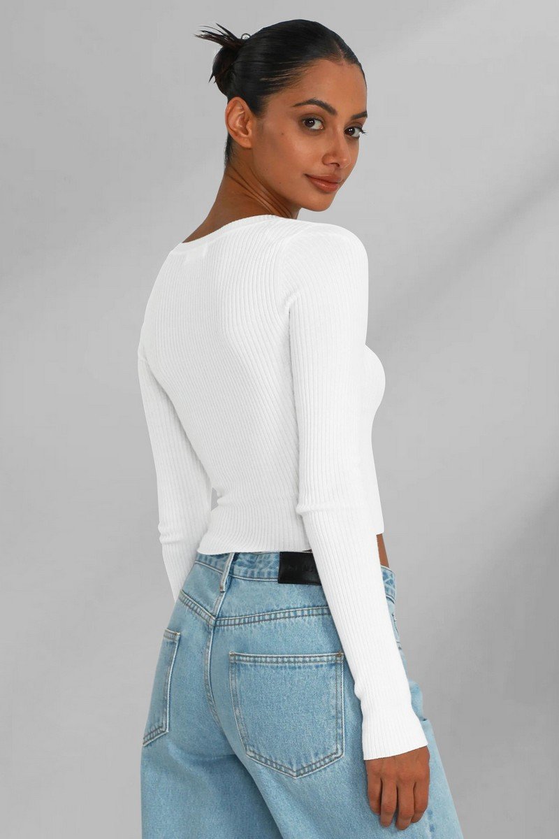 WOMEN TIGHT FIT LONG SLEEVE BASIC KNIT CROP TOP