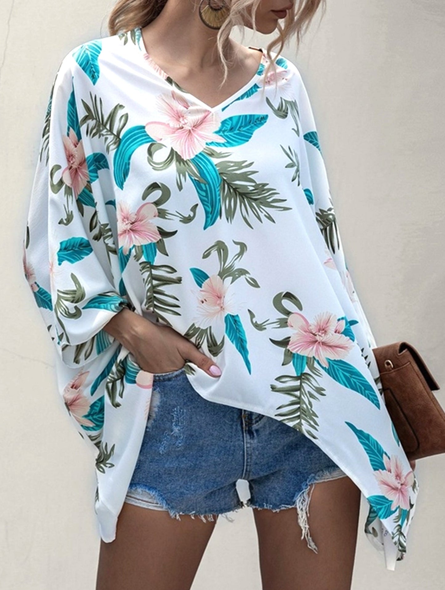 V Neck Printed Bat Sleeve Top with Loose Baggy Fit
