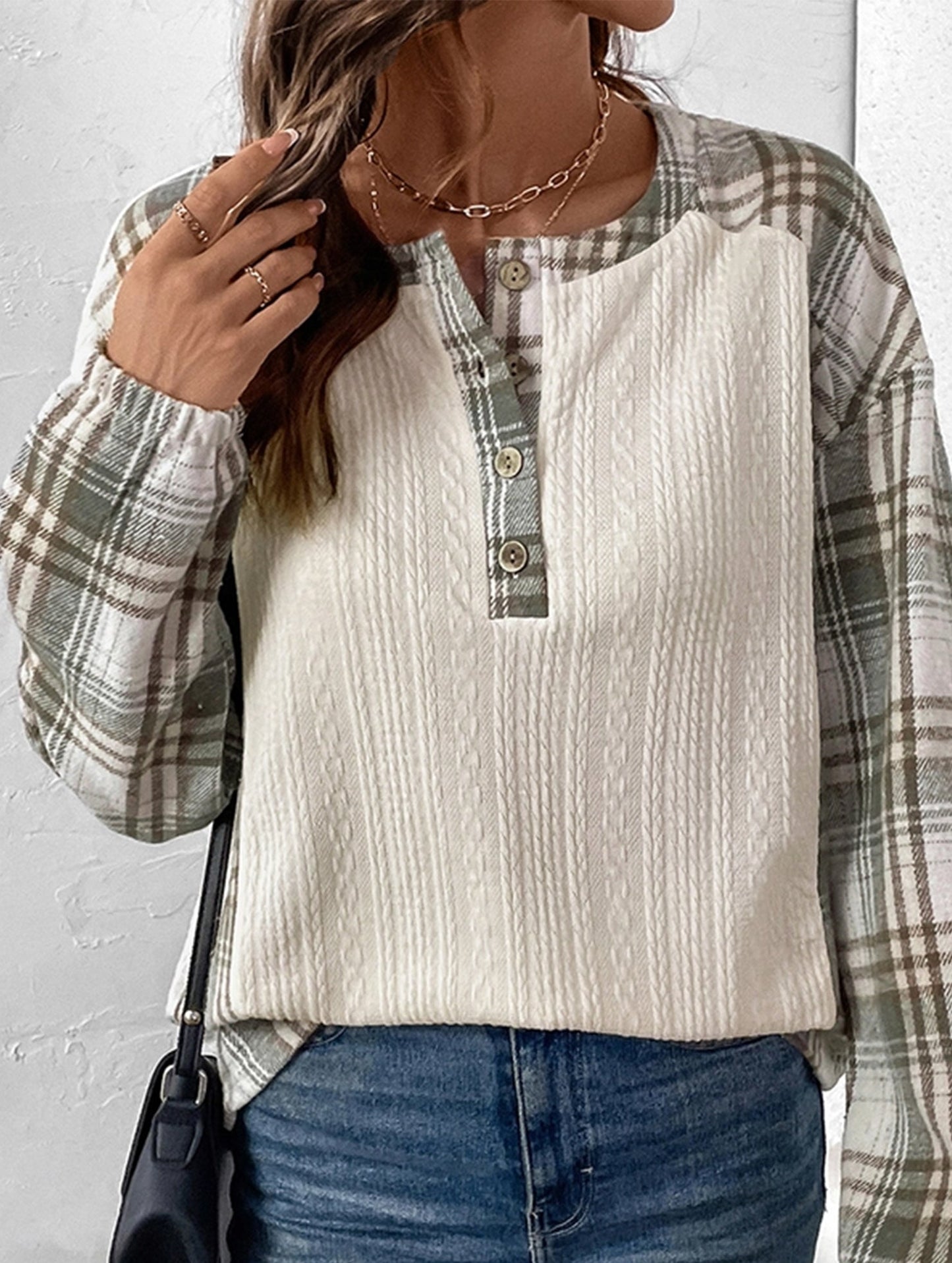 PLAID PATCHWORK LONG-SLEEVED CREW NECK T-SHIRT