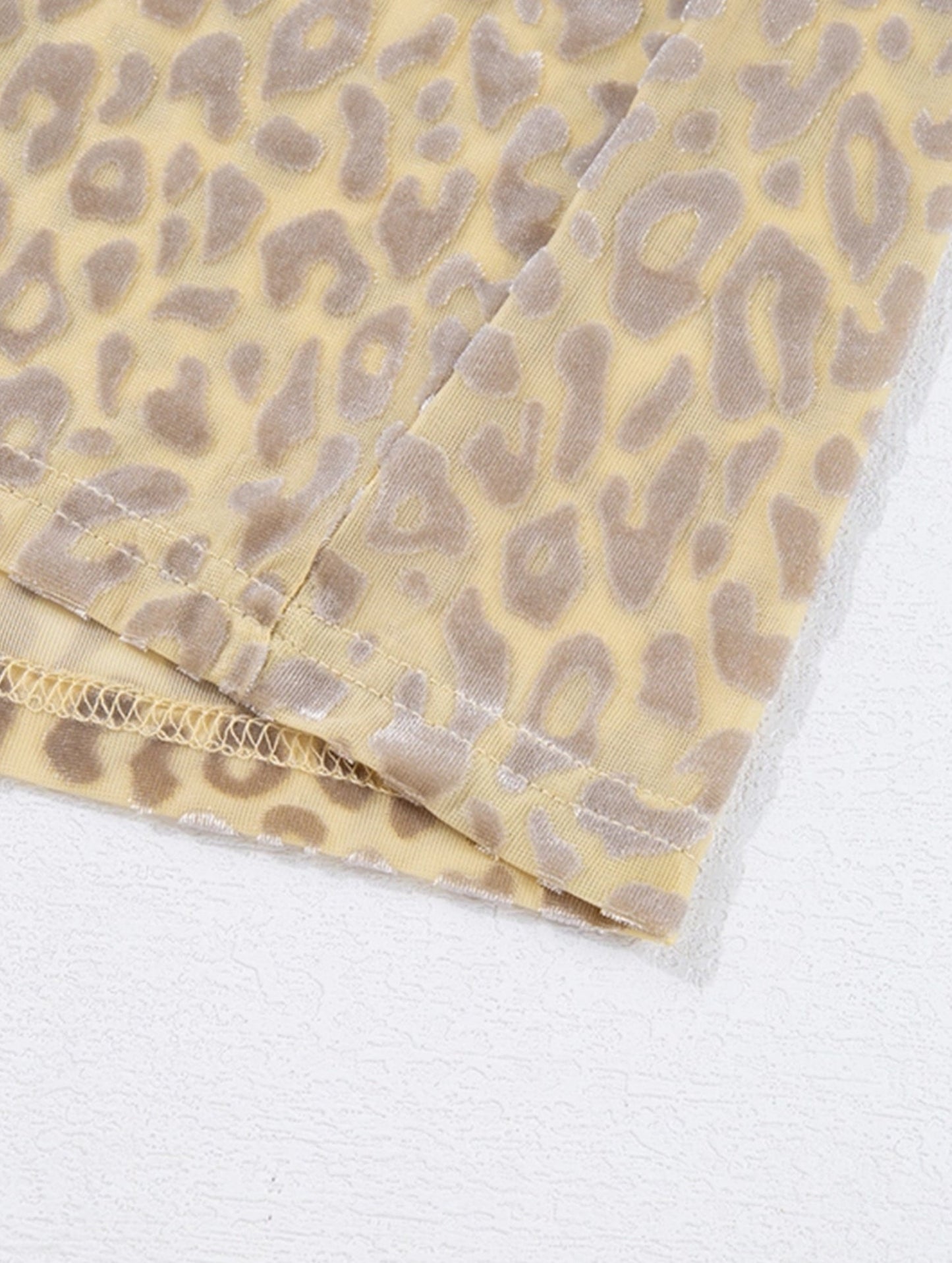 Fashion Forward Leopard Print One Shoulder Top ??Stretchy Casual Pullover