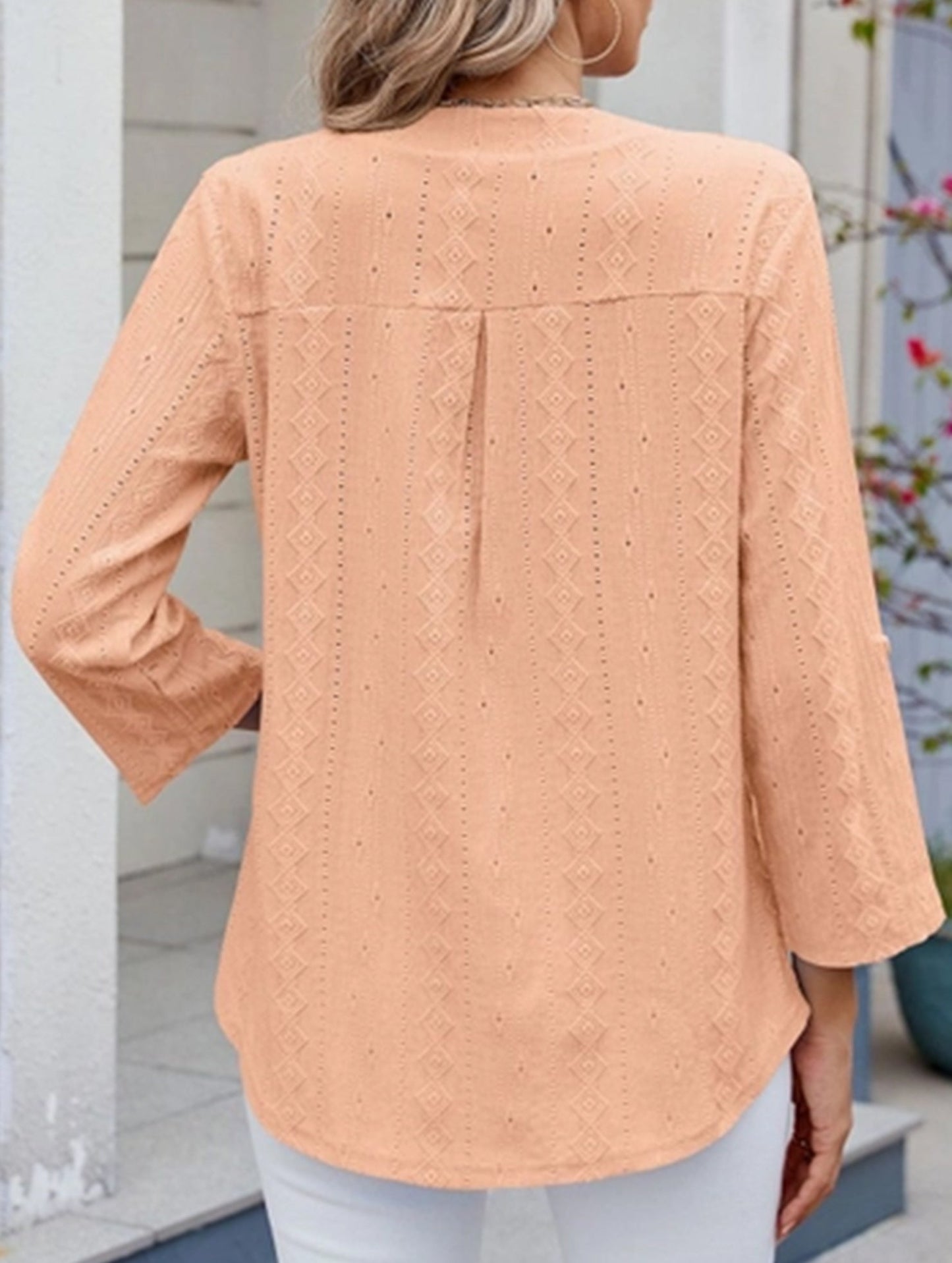 V-neck mid-sleeve button-up jacquard T-shirt