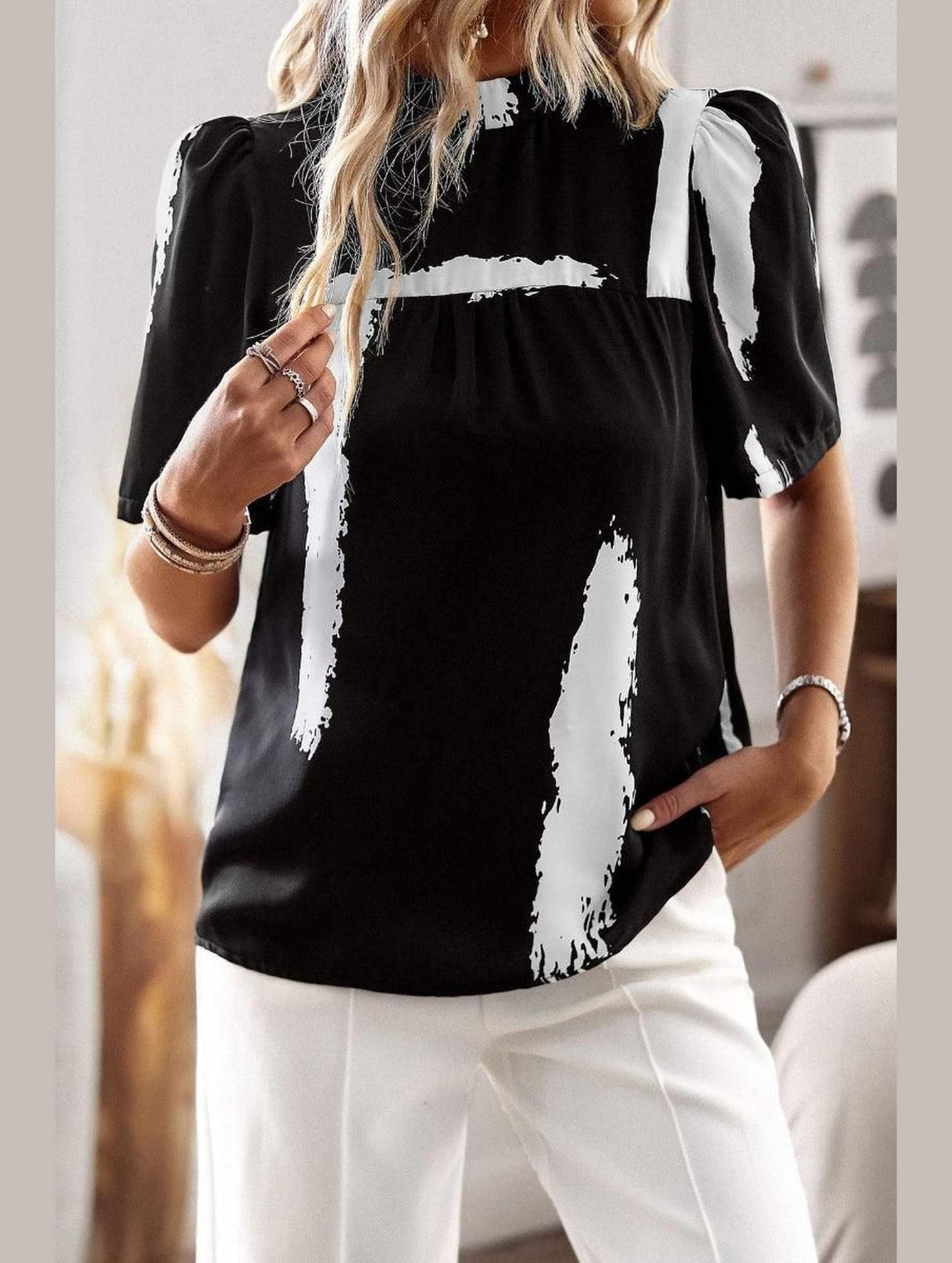 UNIQUE PATTERN HALF NECK BLOUSE - Doublju