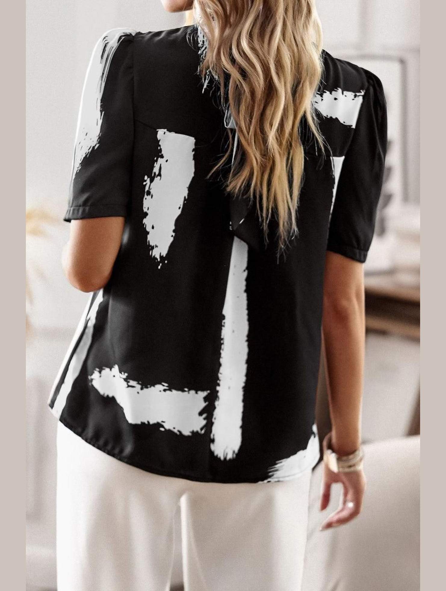 UNIQUE PATTERN HALF NECK BLOUSE - Doublju