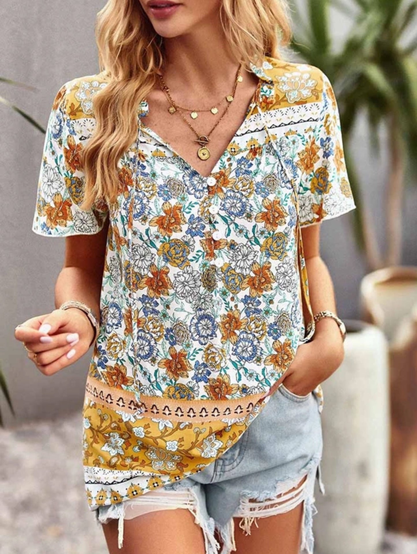 FLOWER PATTERNED HALF BUTTON V NECK TUNIC TOP