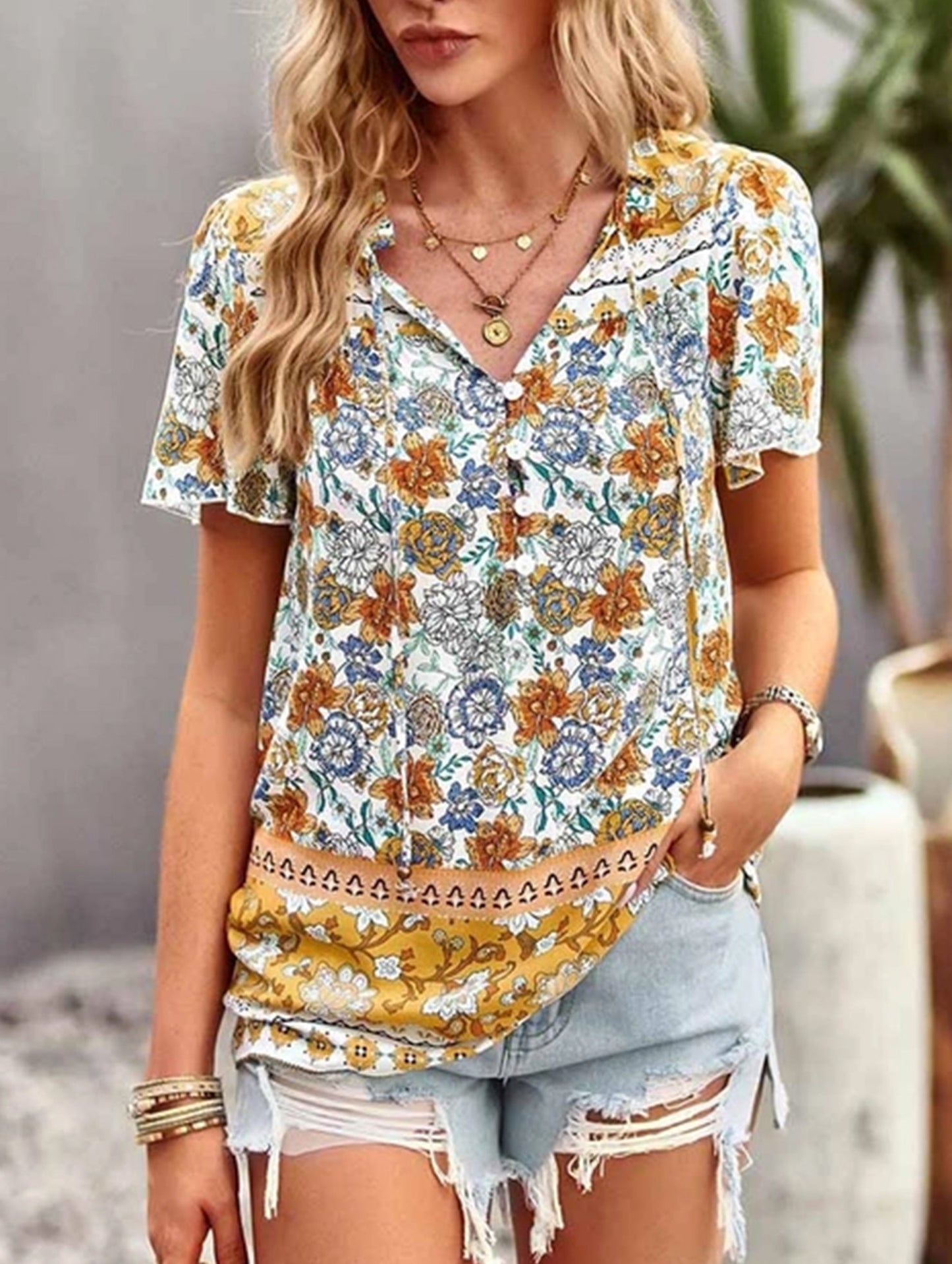 FLOWER PATTERNED HALF BUTTON V NECK TUNIC TOP