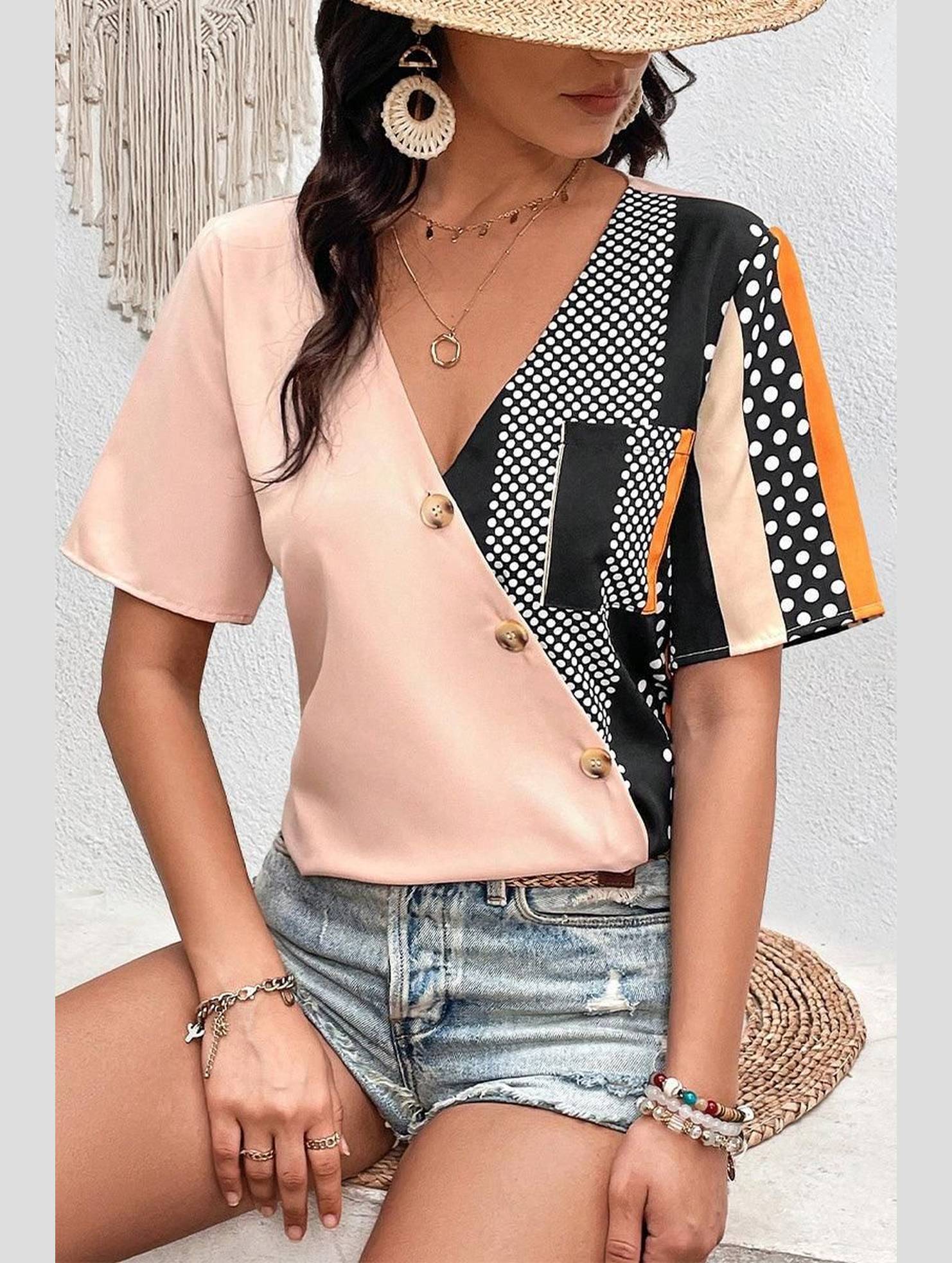 WOMEN CROSS WRAP BUTTON DECKED PATTERN BLOCK TEE - Doublju