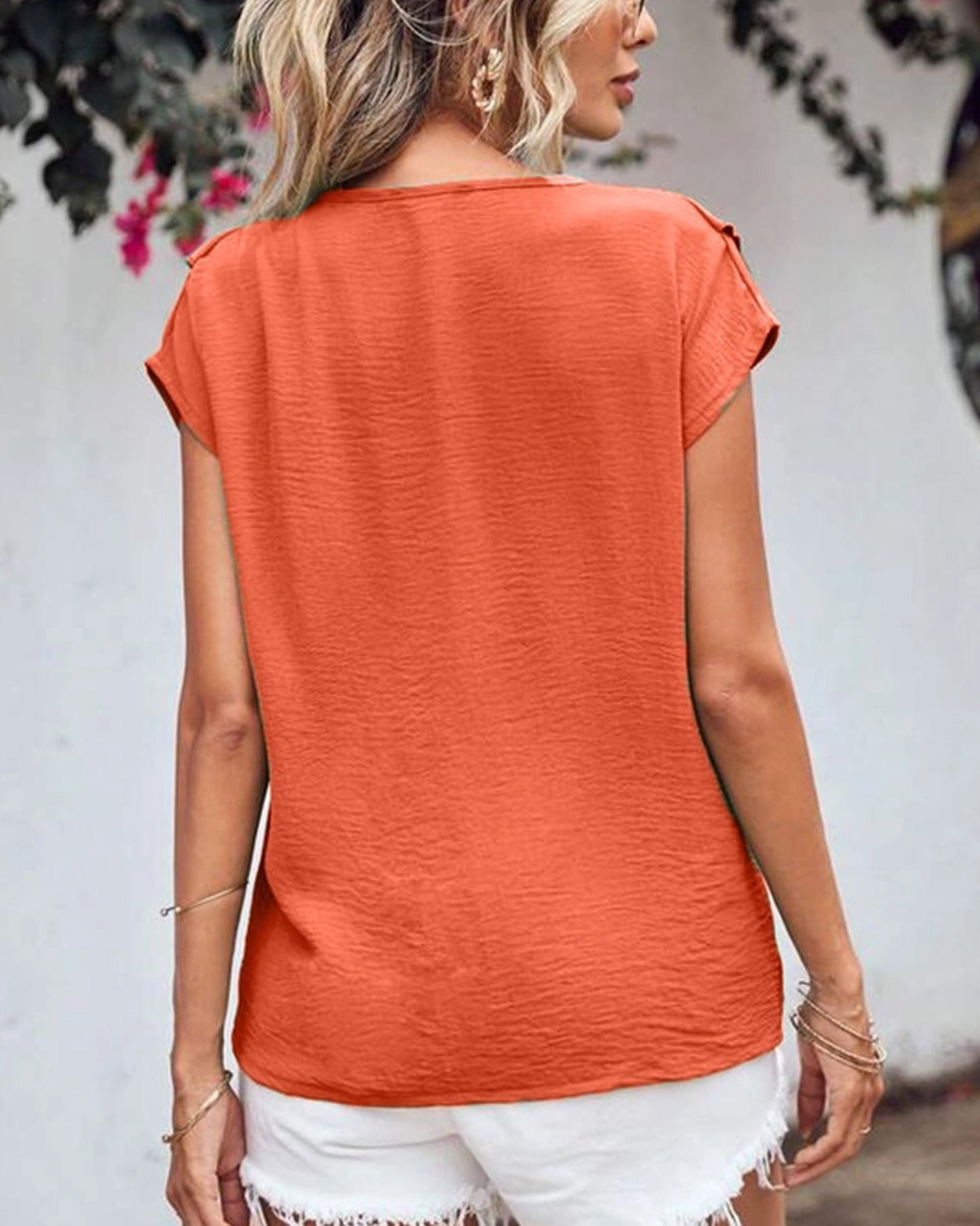 V-Neck Ruffled Loose Casual Shirt ??Effortless Chic for Everyday Wear