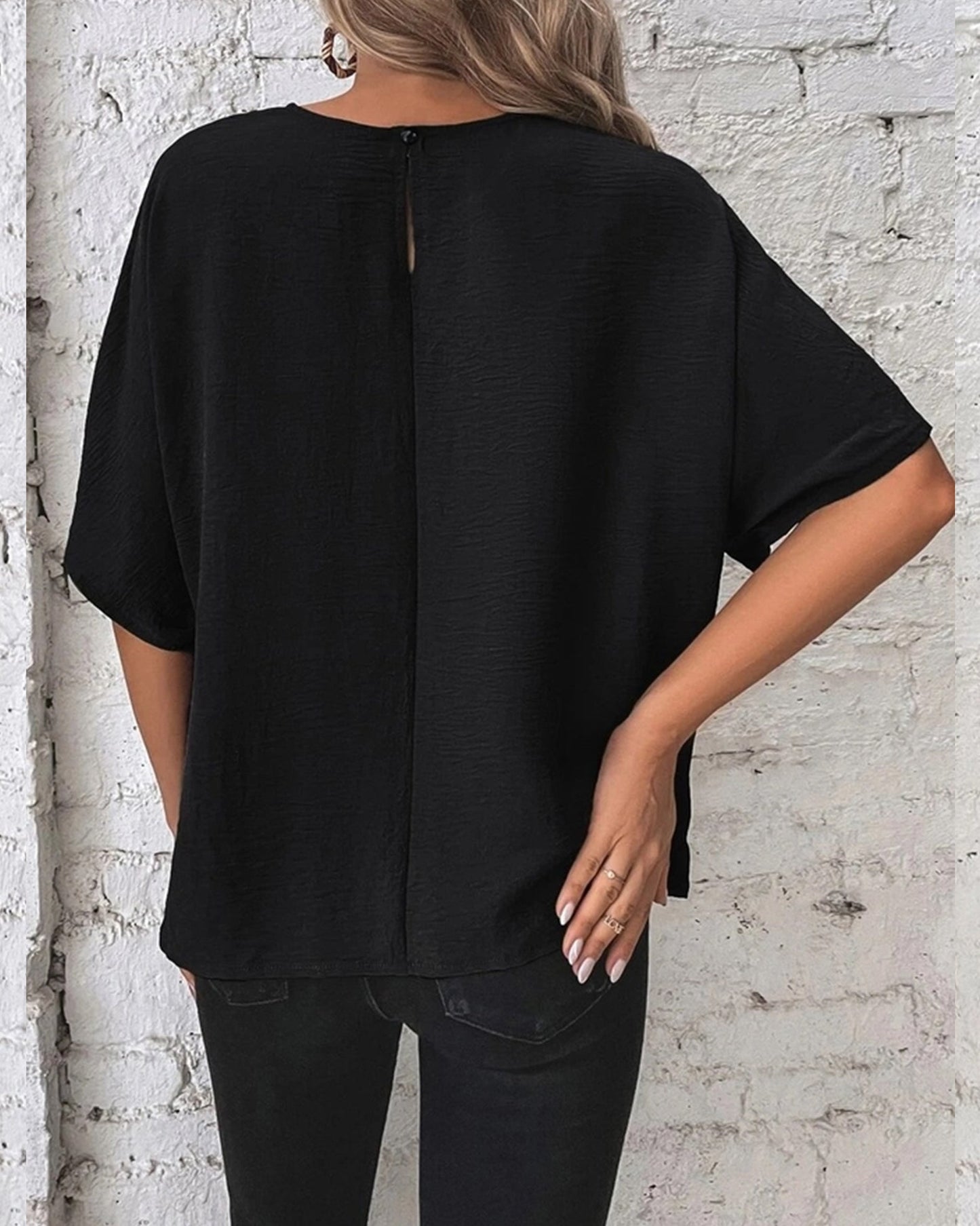 BATWING SLEEVED HEM KNOT LOOSE BLOUSE