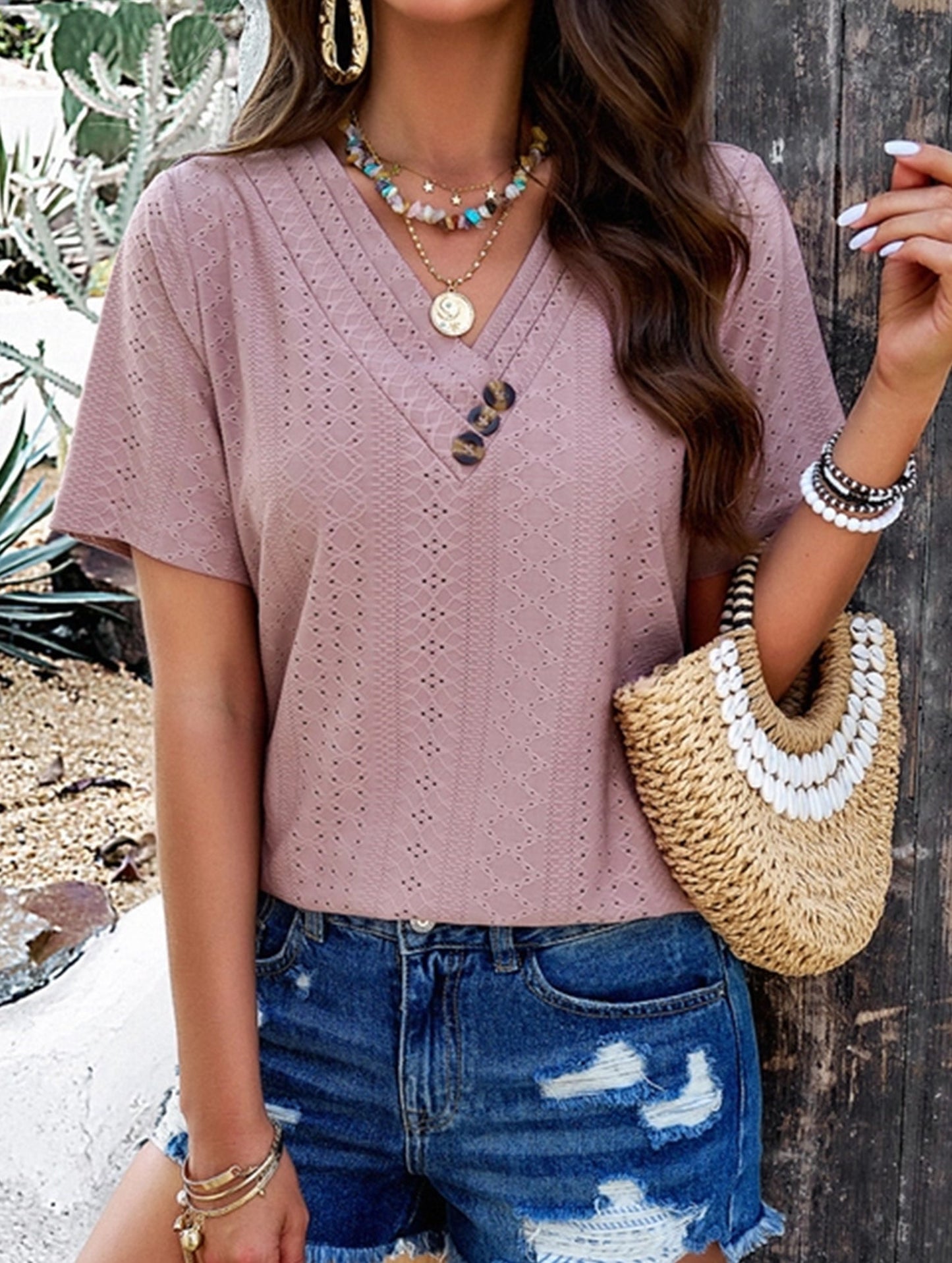 Temperament Casual Solid Color V-Neck Blouse ??Lightweight Summer Top for Women