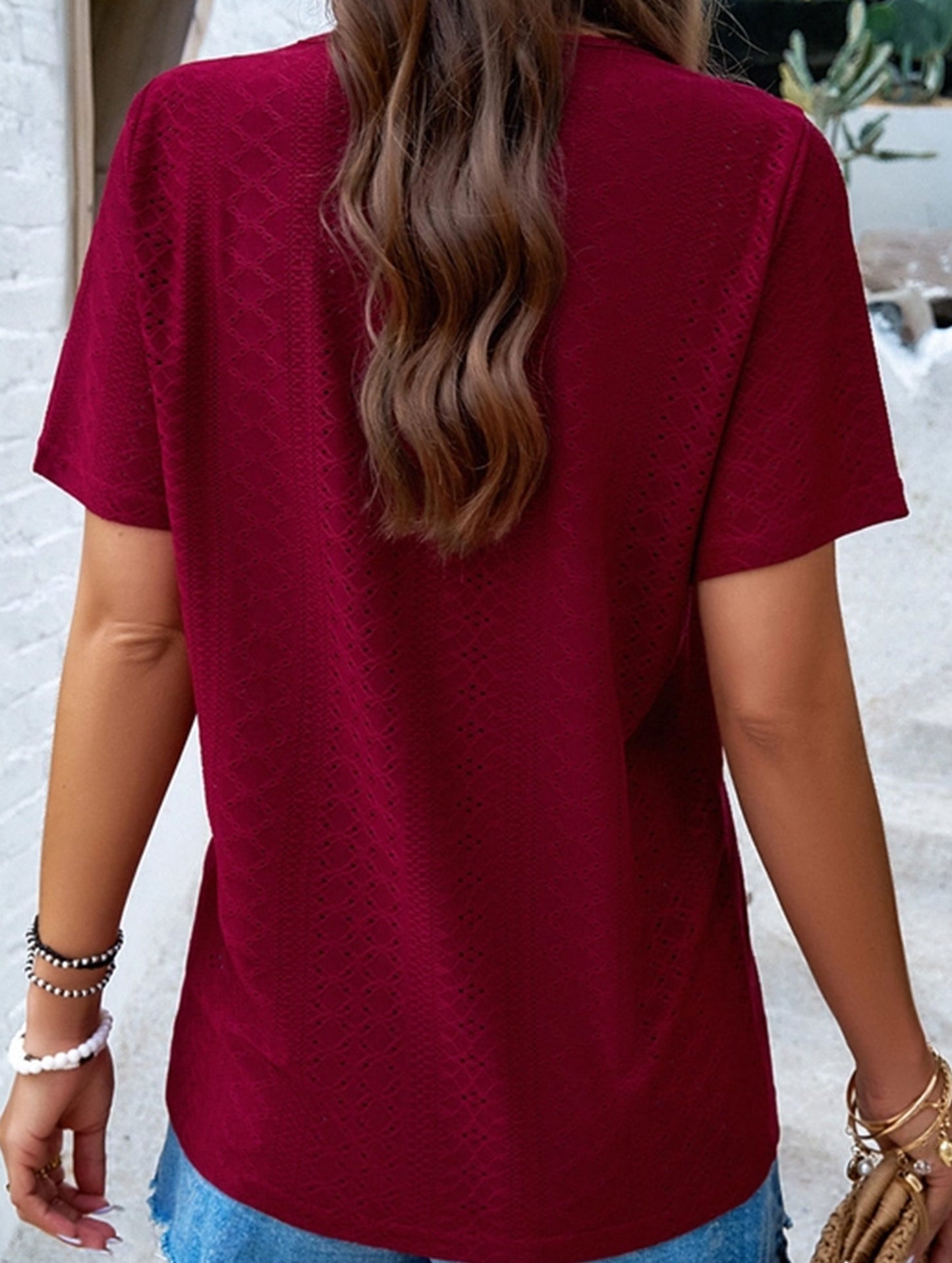 Temperament Casual Solid Color V-Neck Blouse ??Lightweight Summer Top for Women