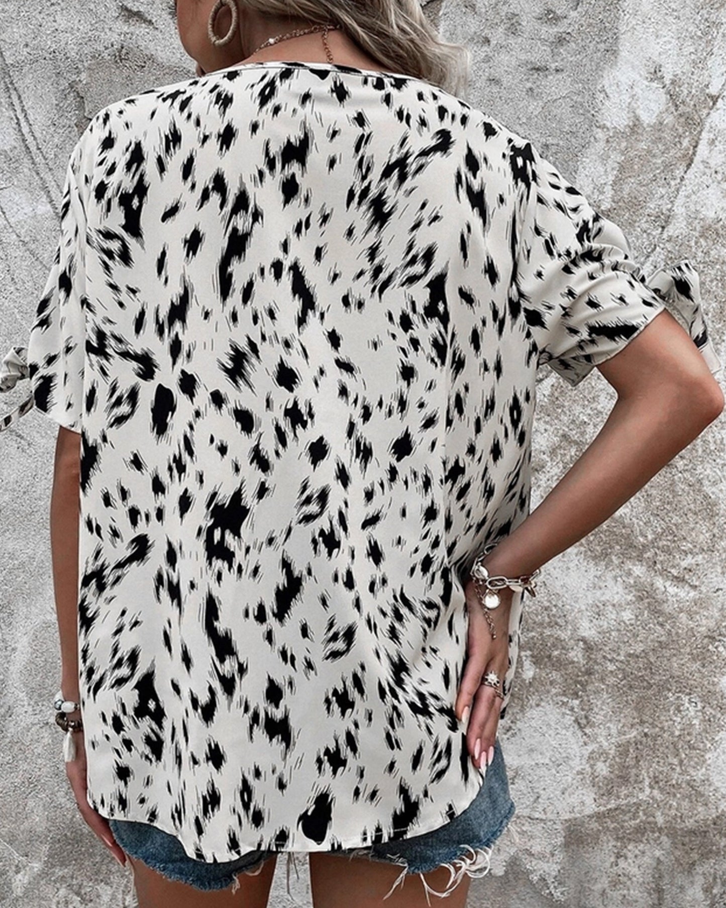 LEOPARD PRINT BLOUSE WITH ROUND NECK STRAP