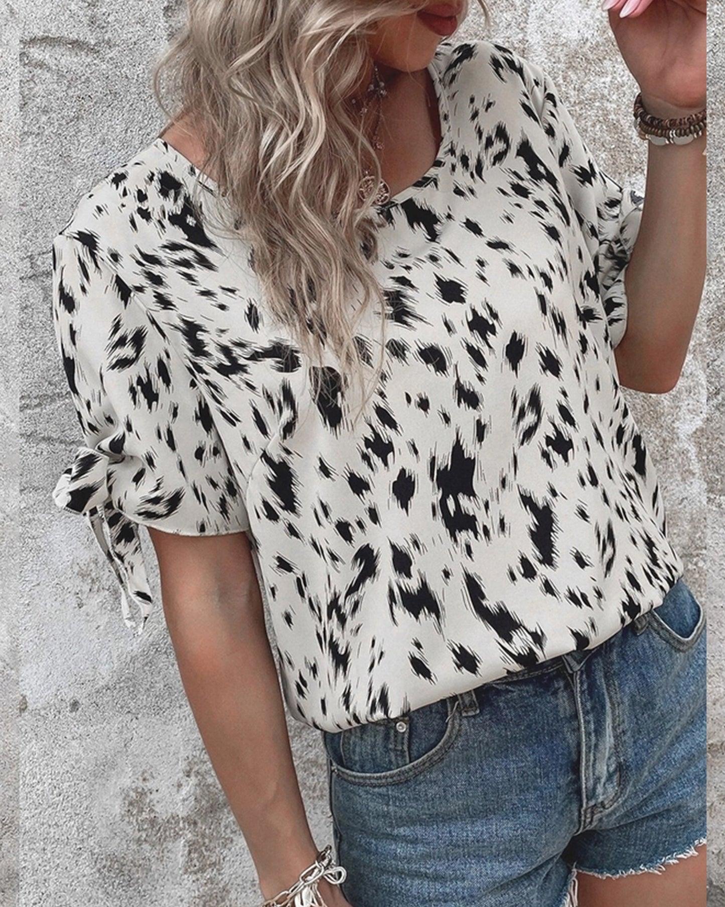 LEOPARD PRINT BLOUSE WITH ROUND NECK STRAP