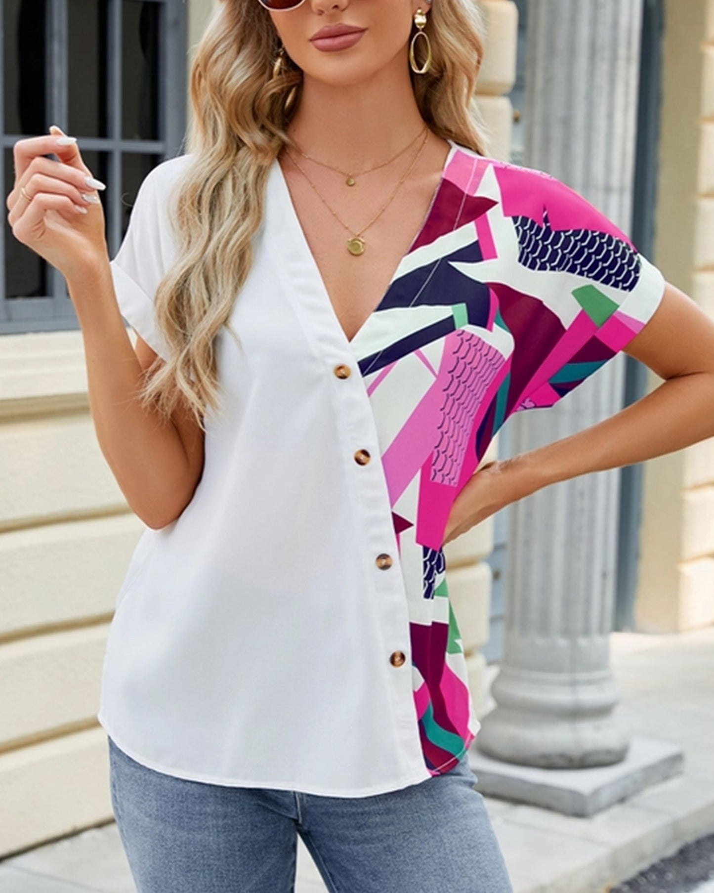 V-Neck Geometric Print Shoulder Loose Chiffon Top ??Lightweight & Breezy