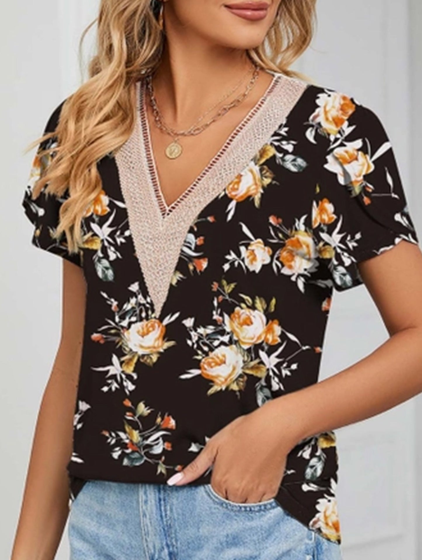 V-neck printed petal-sleeve loose pullover shirt