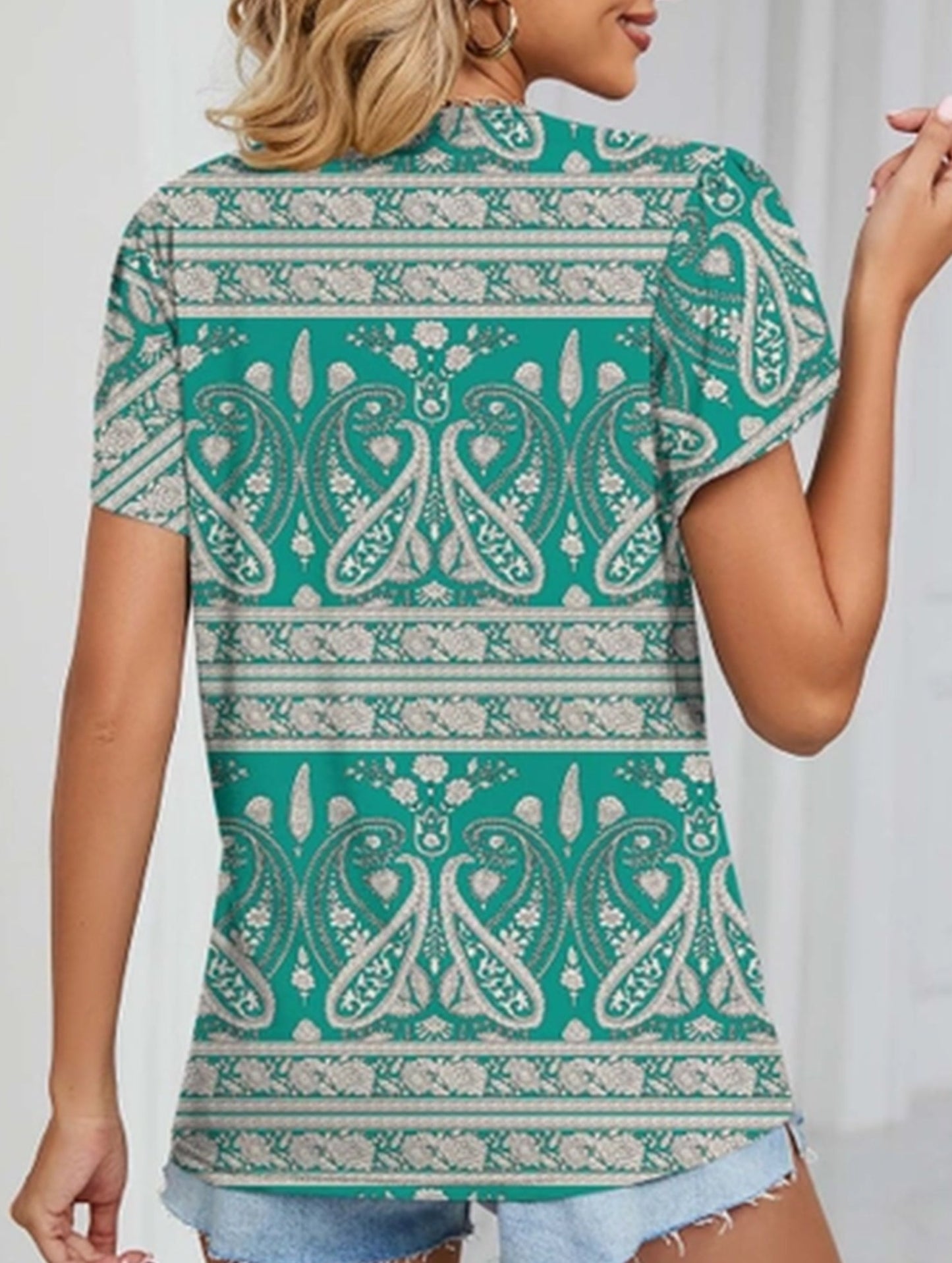 V-neck printed petal-sleeve loose pullover shirt