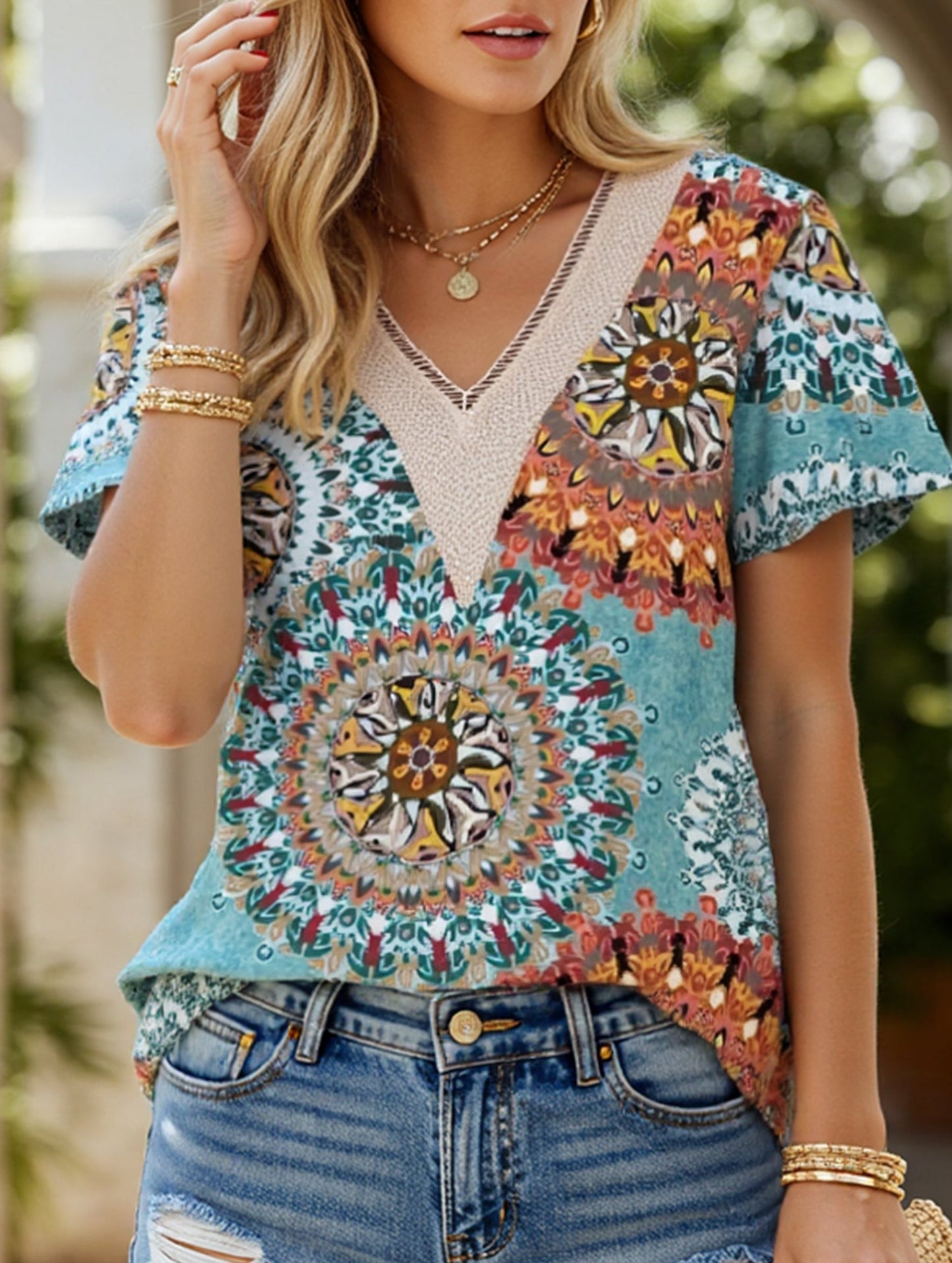 V-neck printed petal-sleeve loose pullover shirt