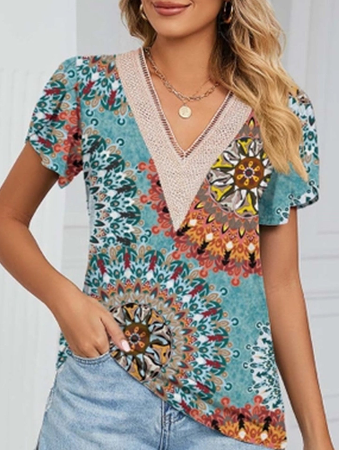 V-neck printed petal-sleeve loose pullover shirt
