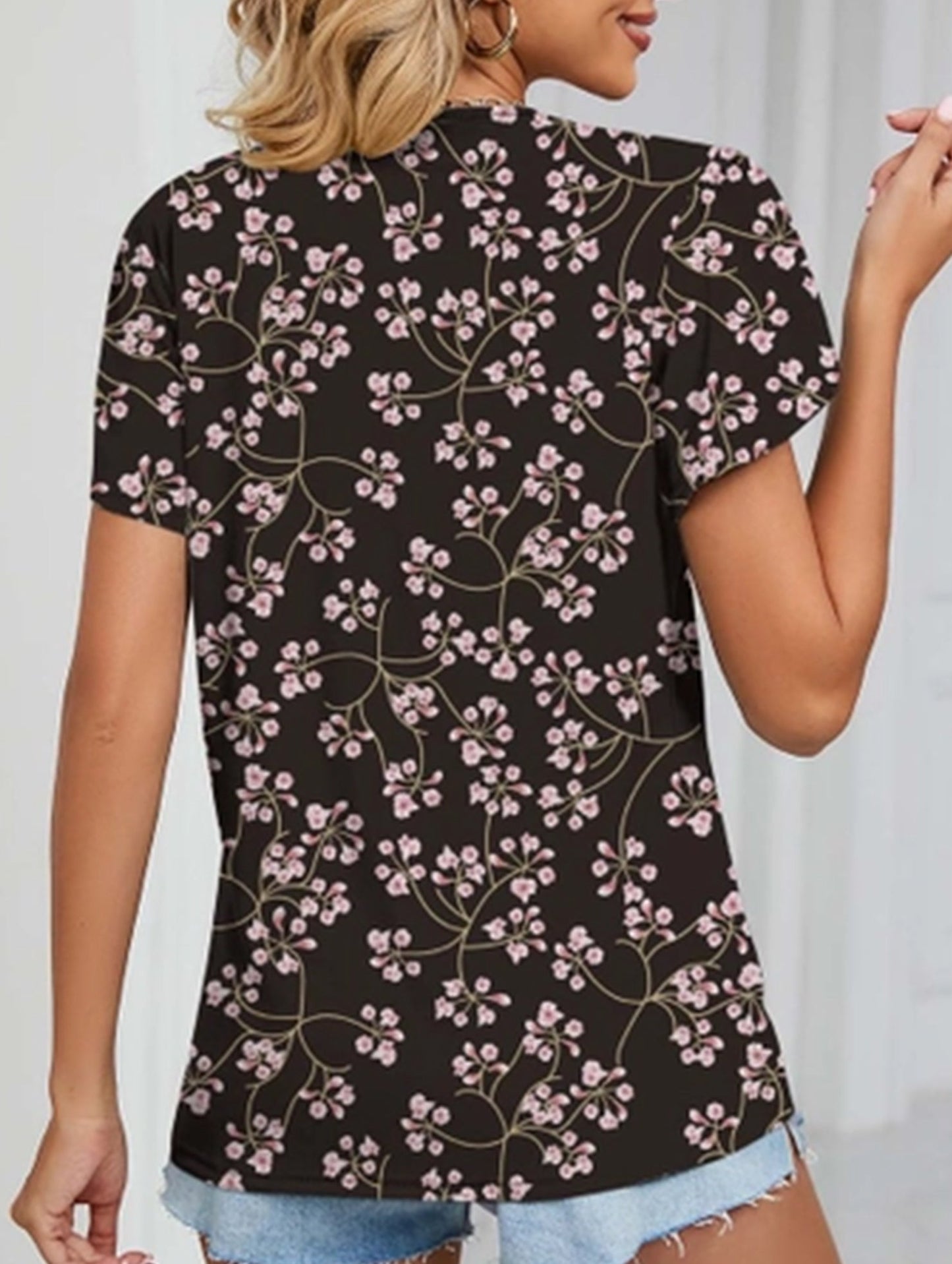 V-neck printed petal-sleeve loose pullover shirt