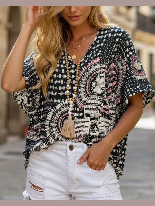 V-Neck Printed Resort-Style Bat-Sleeved Top ??Breezy & Chic Summer Essential