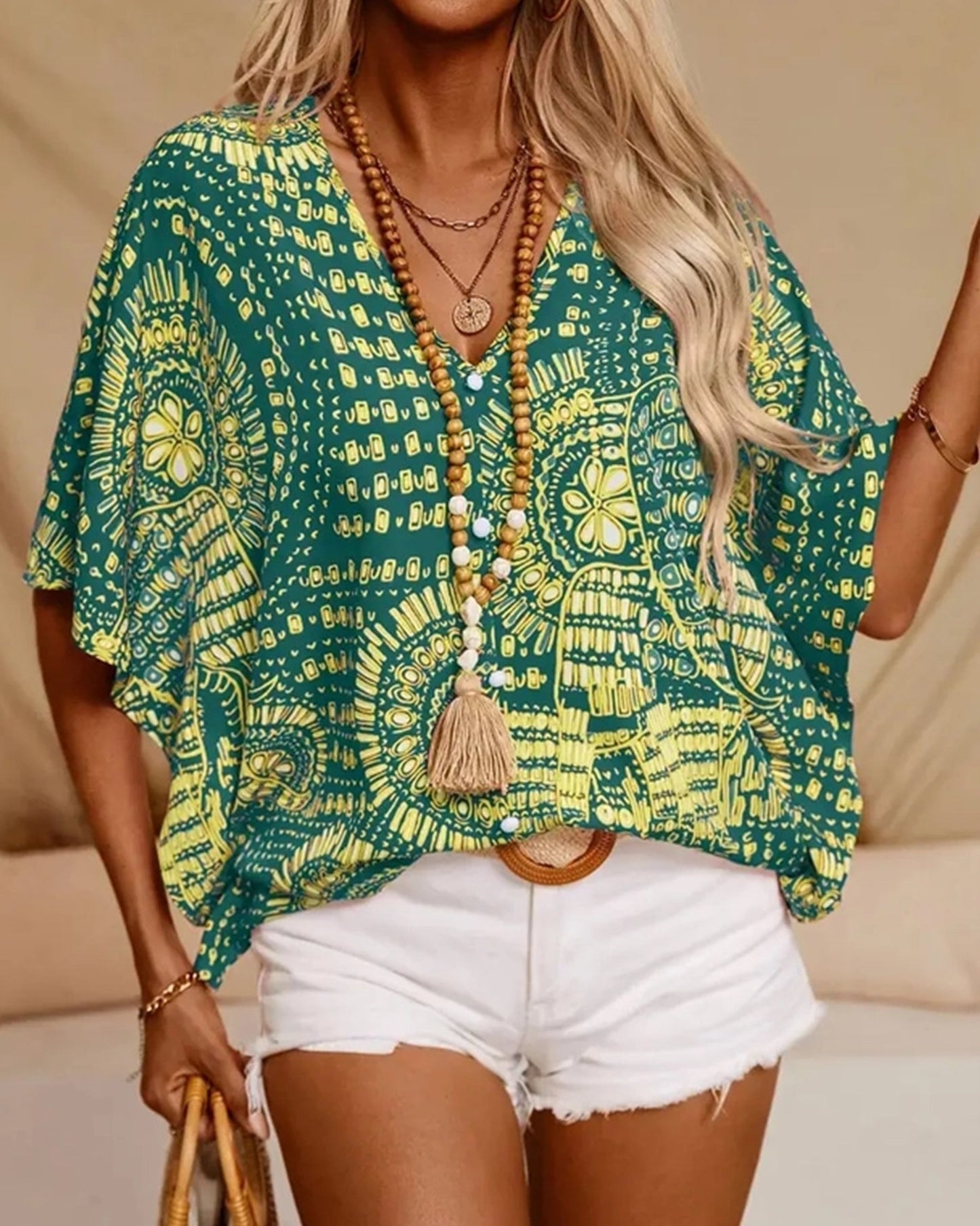 V-Neck Printed Resort-Style Bat-Sleeved Top ??Breezy & Chic Summer Essential