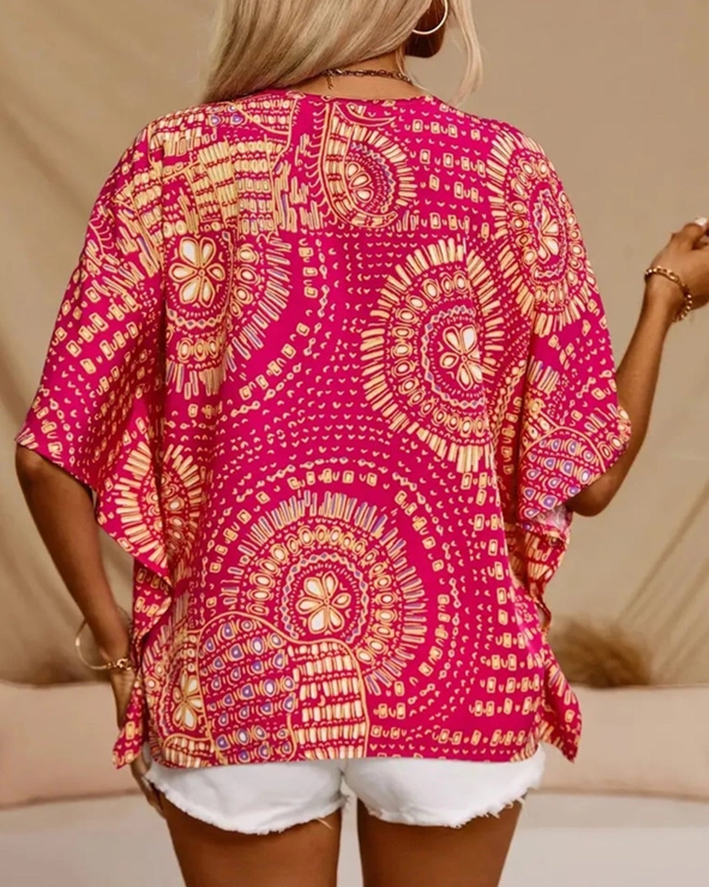 V-Neck Printed Resort-Style Bat-Sleeved Top ??Breezy & Chic Summer Essential