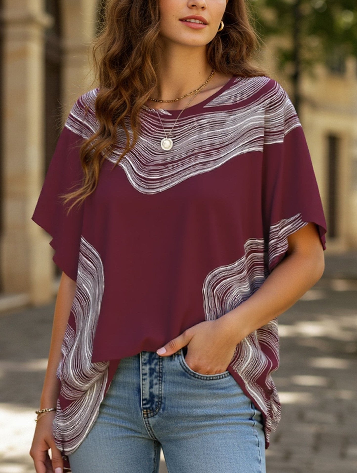 Casual Printed Bat Sleeve Top with V Neck and Loose Fit