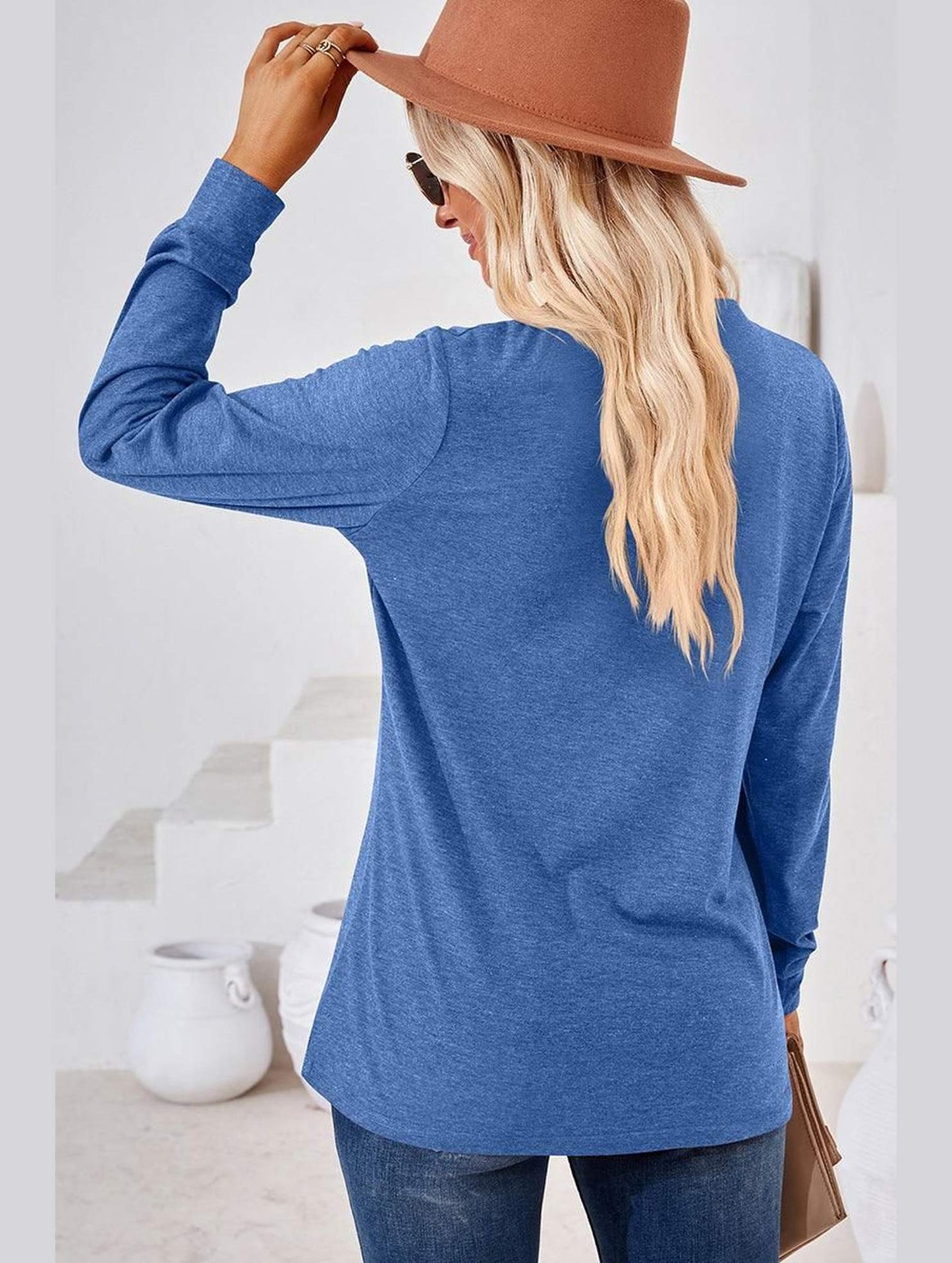 WOMEN BUTTONED V NECK RIB SLEEVE CASUAL TEE - Doublju