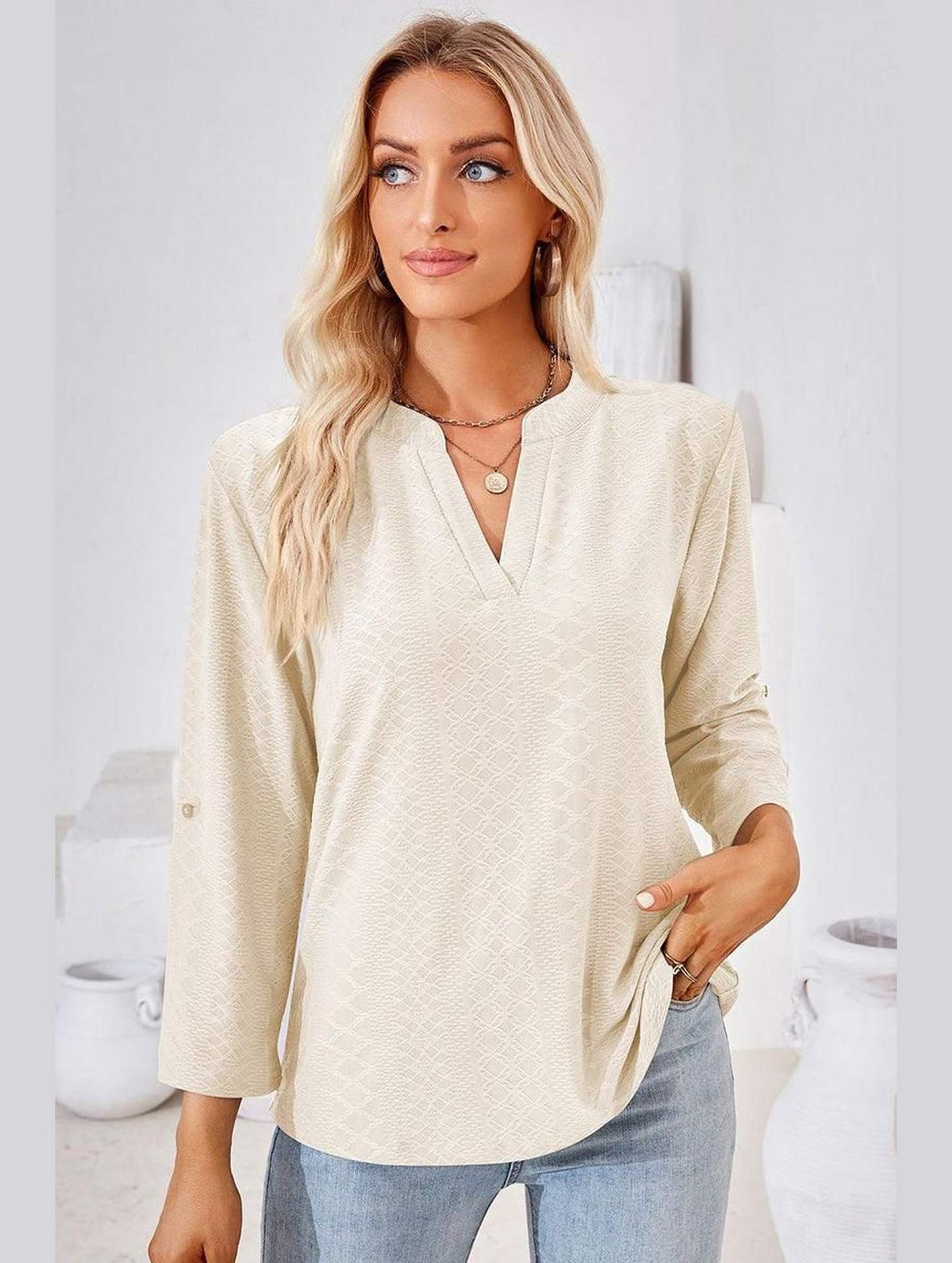 THREE QUARTER SLEEVE V NECK TOP - Doublju