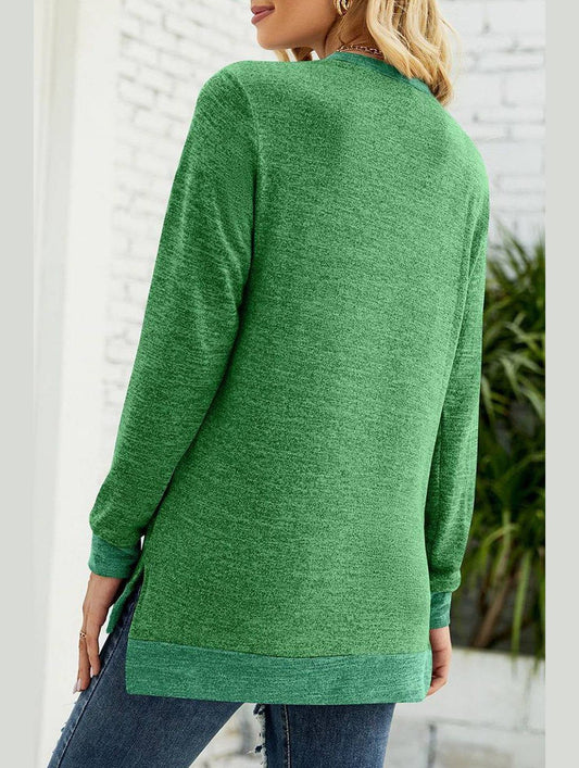 WOMEN ROUND NECK PULLOVER TOP WITH POCKETS