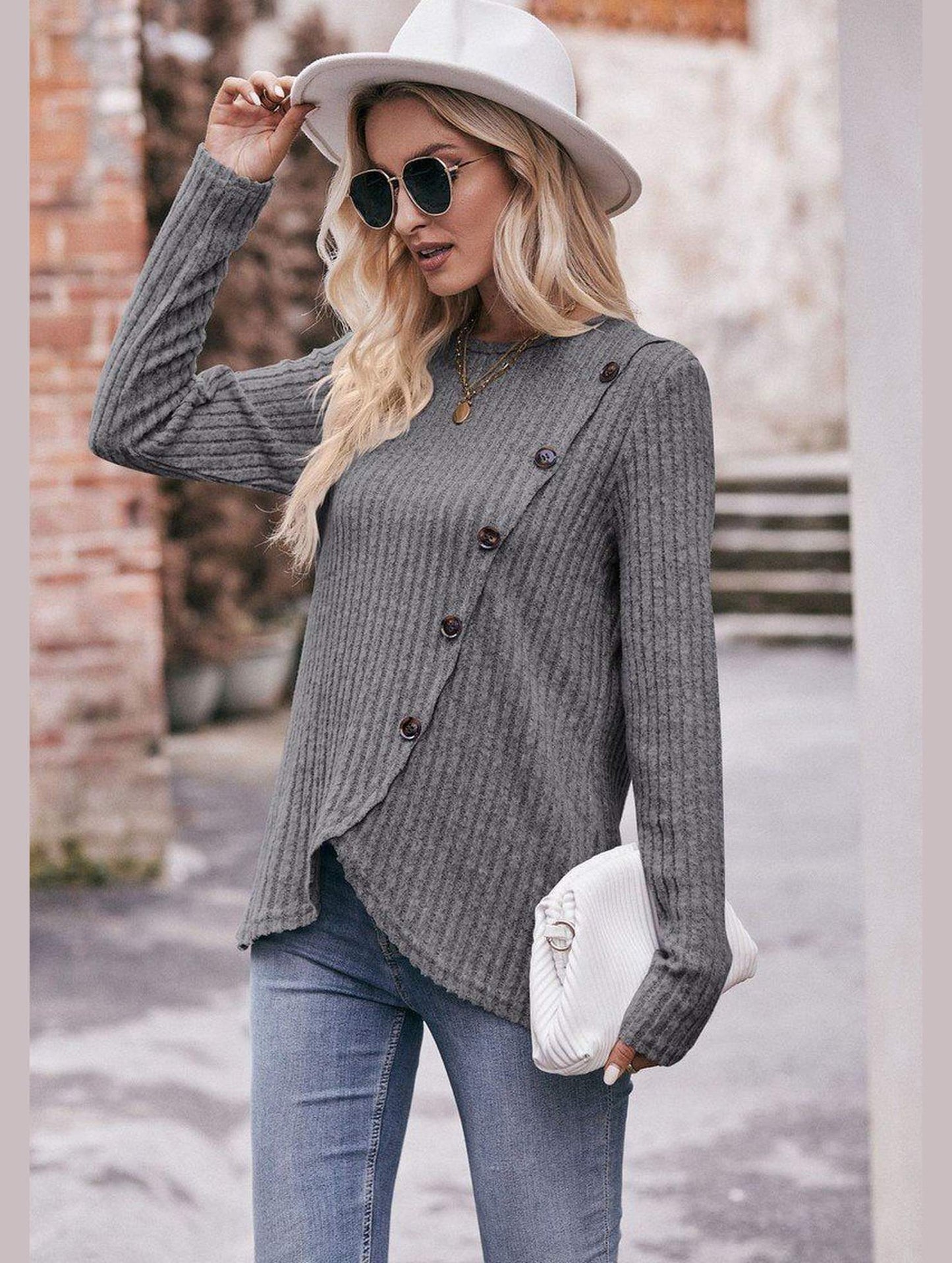 ROUND NECK BUTTON FITTING CORDUROY PULLOVER