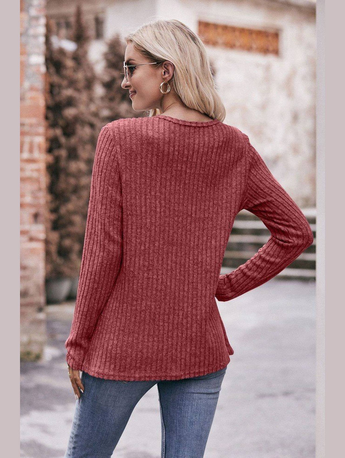 ROUND NECK BUTTON FITTING CORDUROY PULLOVER