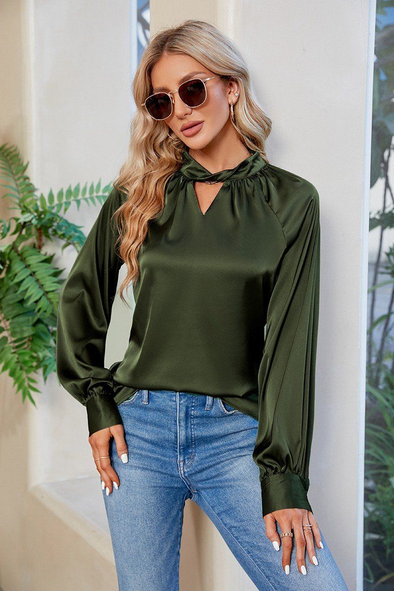 LOOSE FIT KEYHOLE NECK BUTTON CUFF GLOSSY BLOUSE